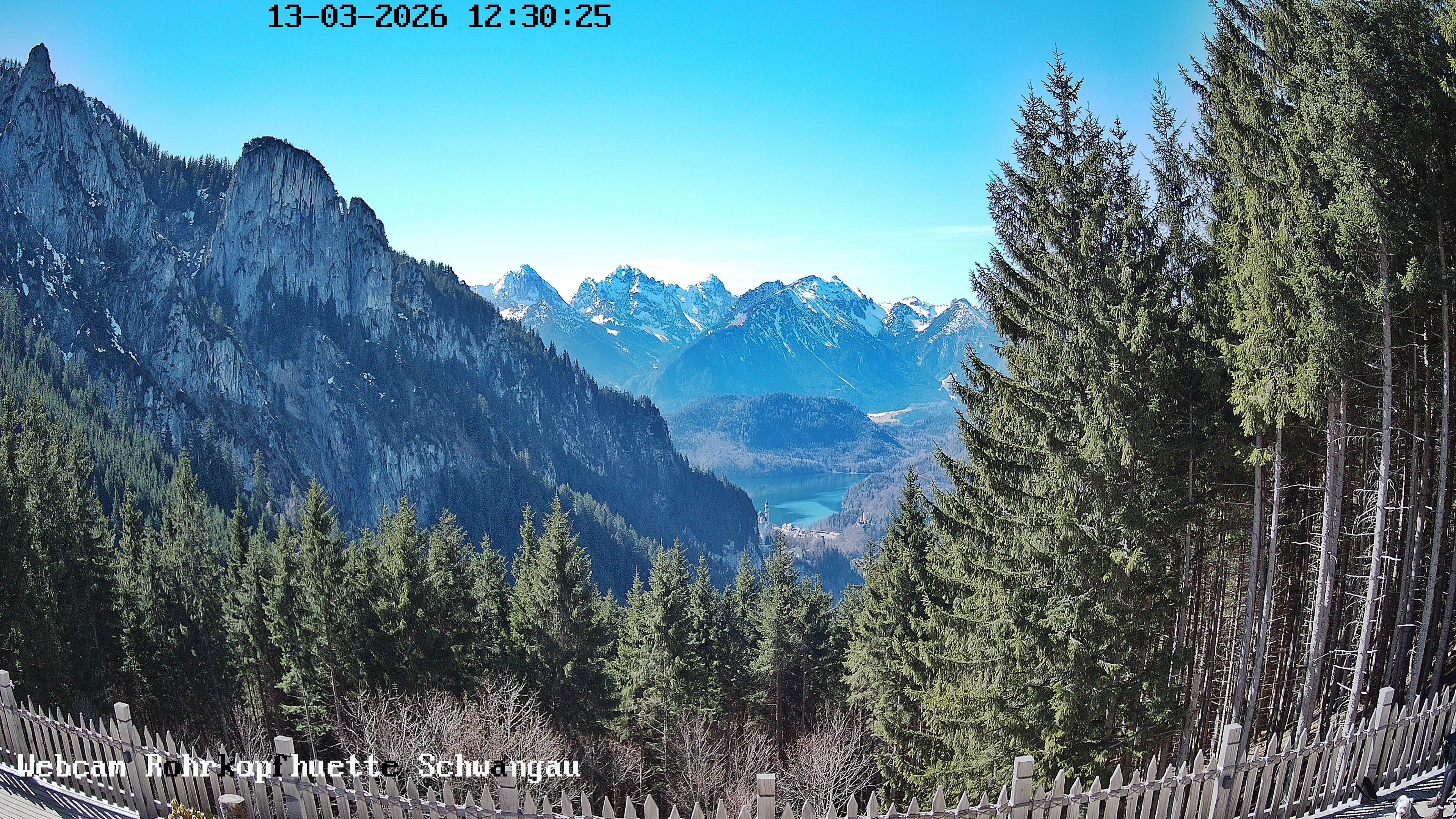 Archived image Webcam Panoramic sight of the Rohrkopfhütte