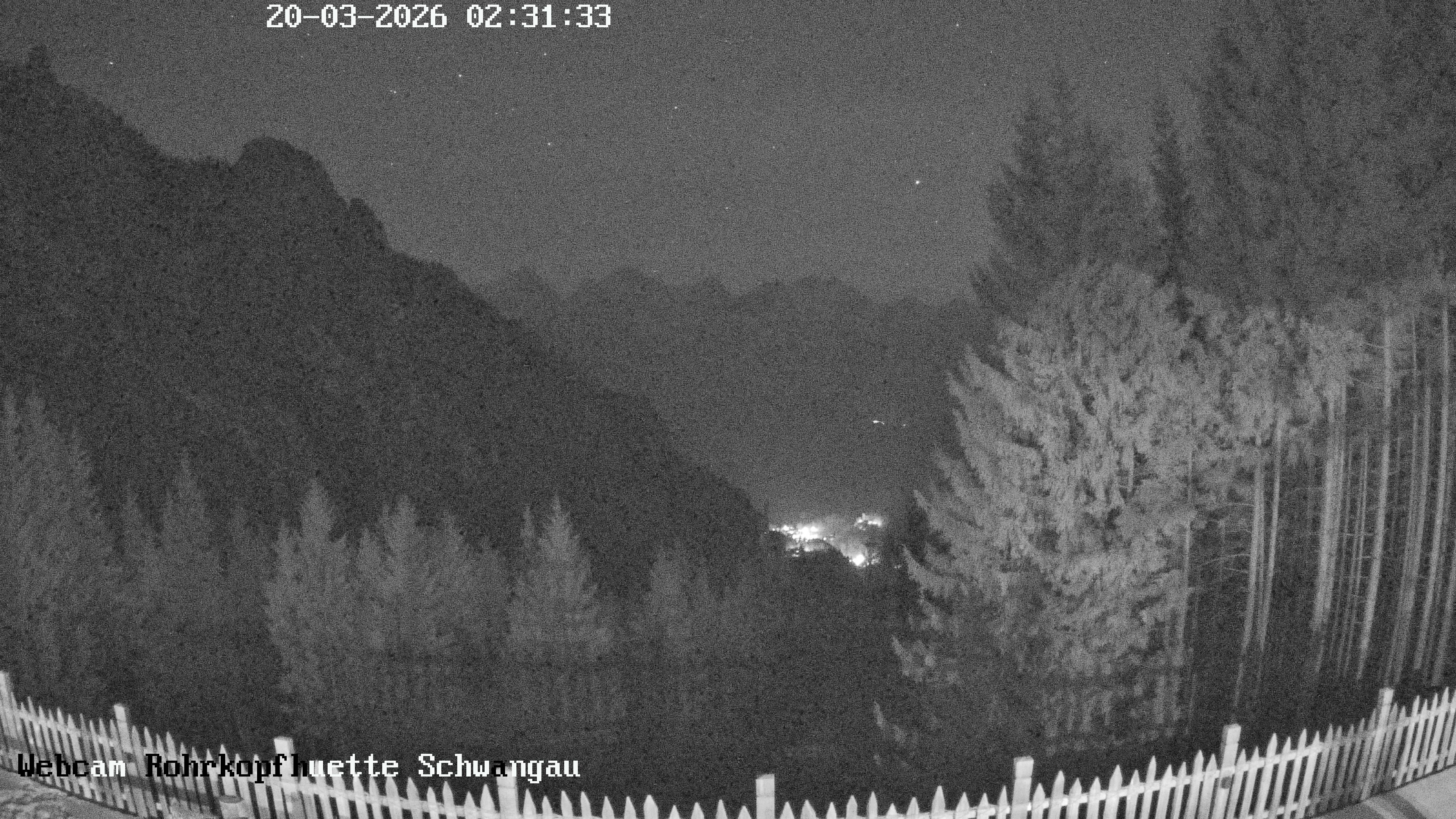 Archived image Webcam Panoramic sight of the Rohrkopfhütte