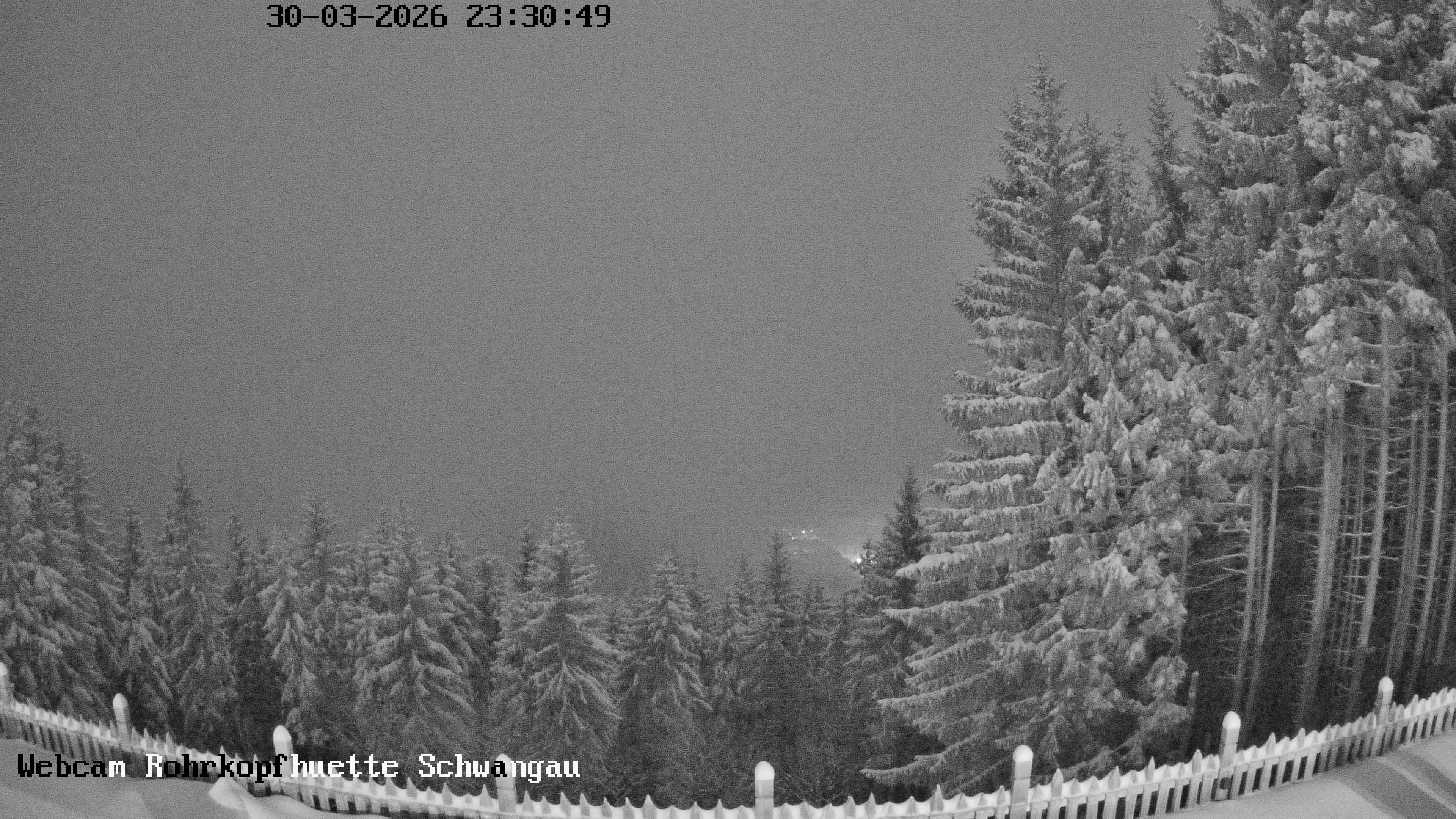 Archived image Webcam Panoramic sight of the Rohrkopfhütte