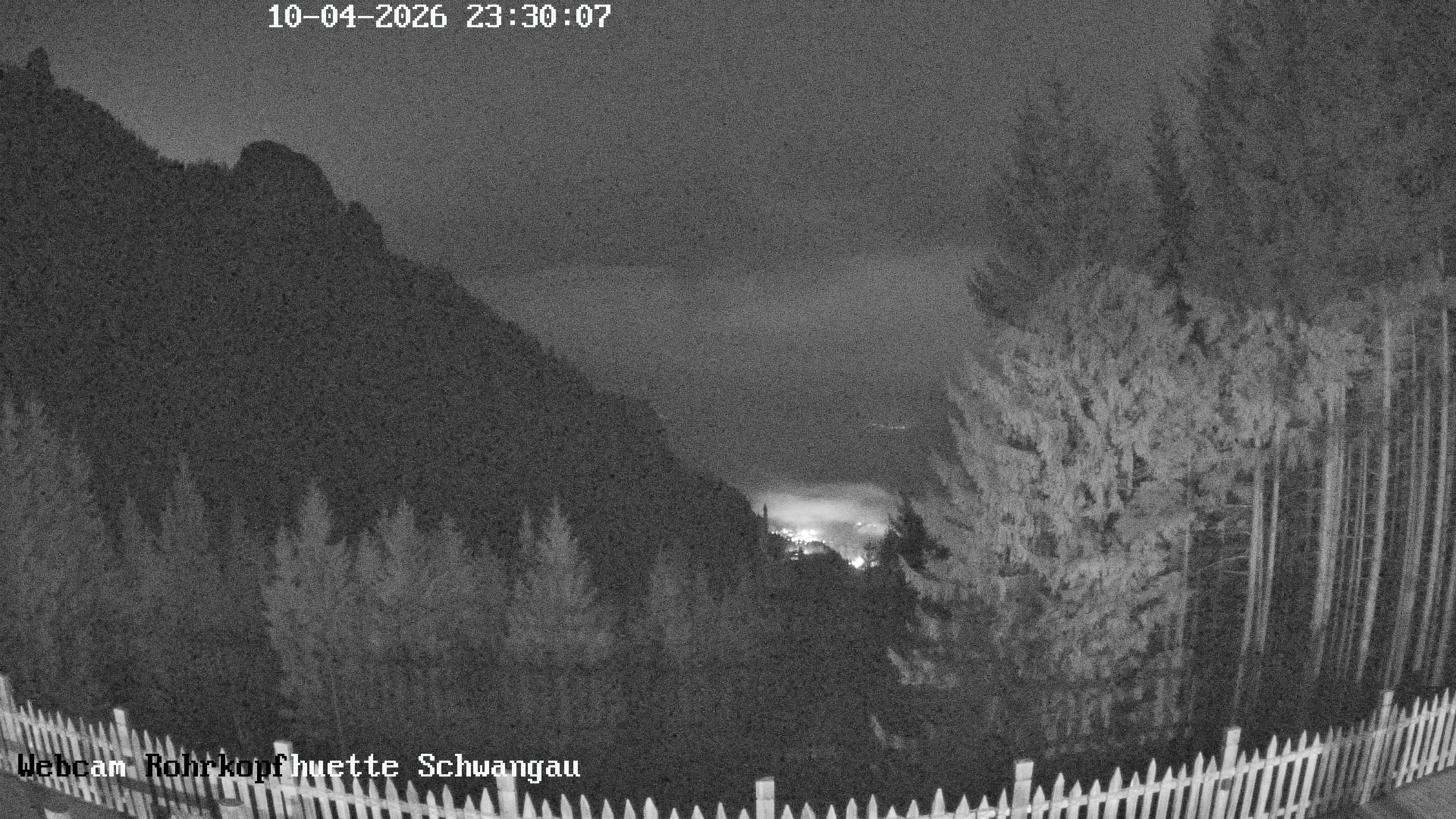 Archived image Webcam Panoramic sight of the Rohrkopfhütte