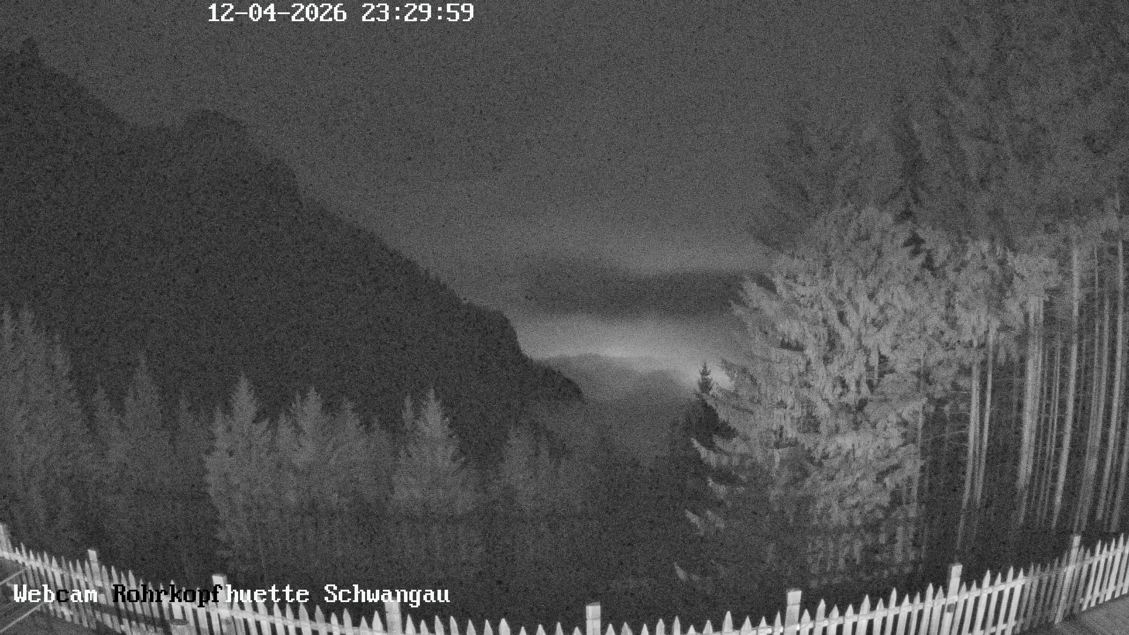 Archived image Webcam Panoramic sight of the Rohrkopfhütte