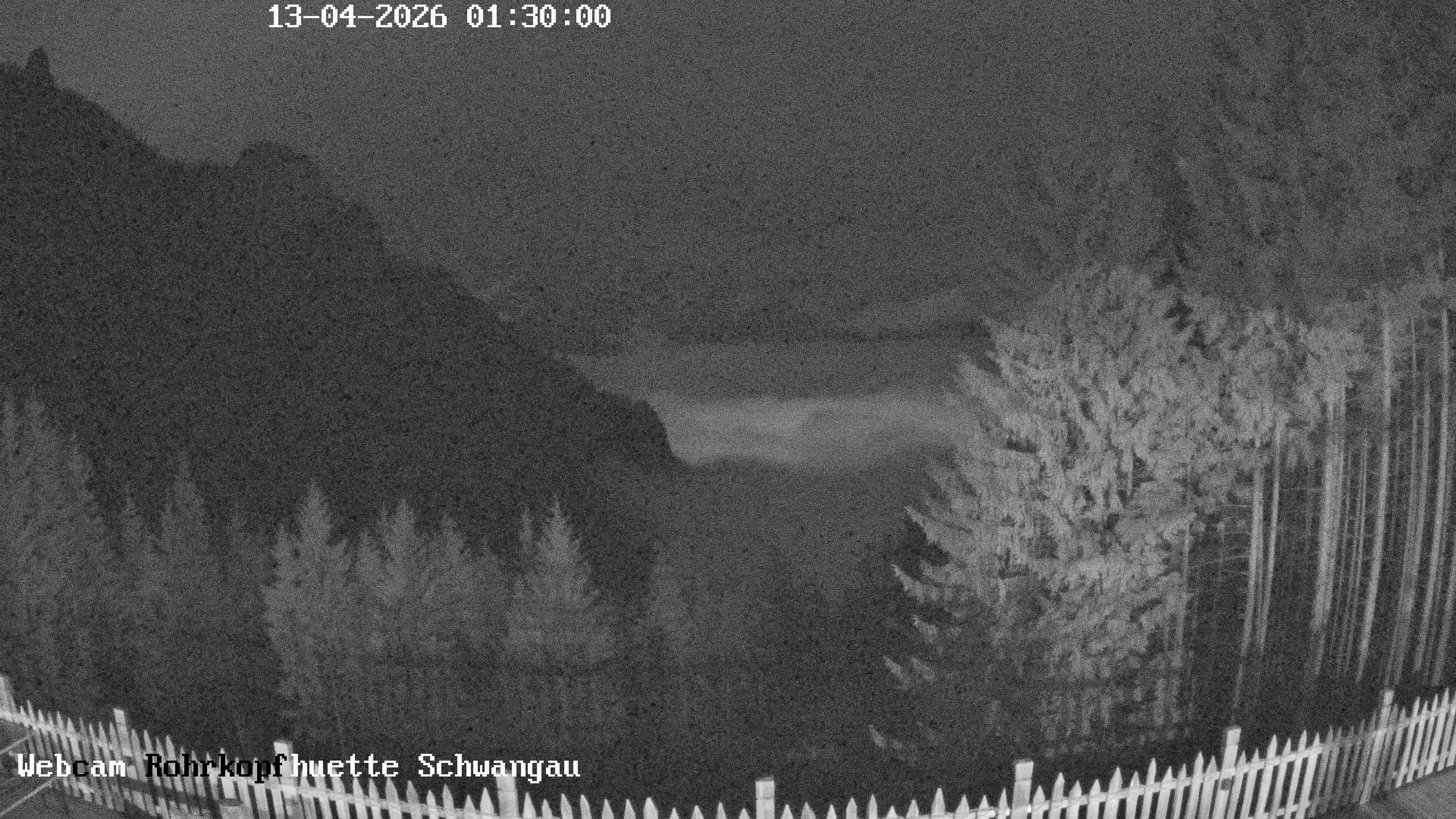 Archived image Webcam Panoramic sight of the Rohrkopfhütte