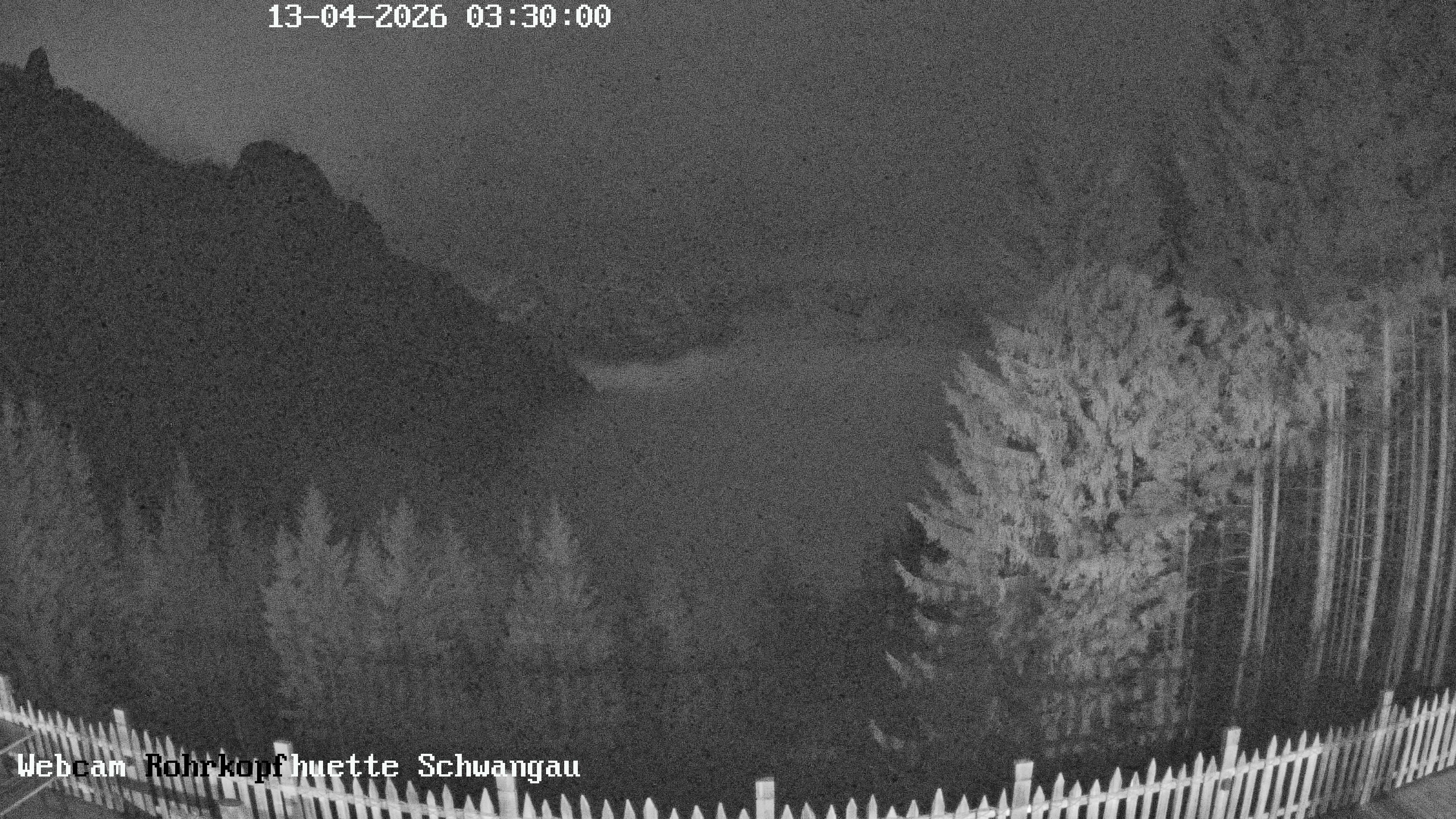 Archived image Webcam Panoramic sight of the Rohrkopfhütte