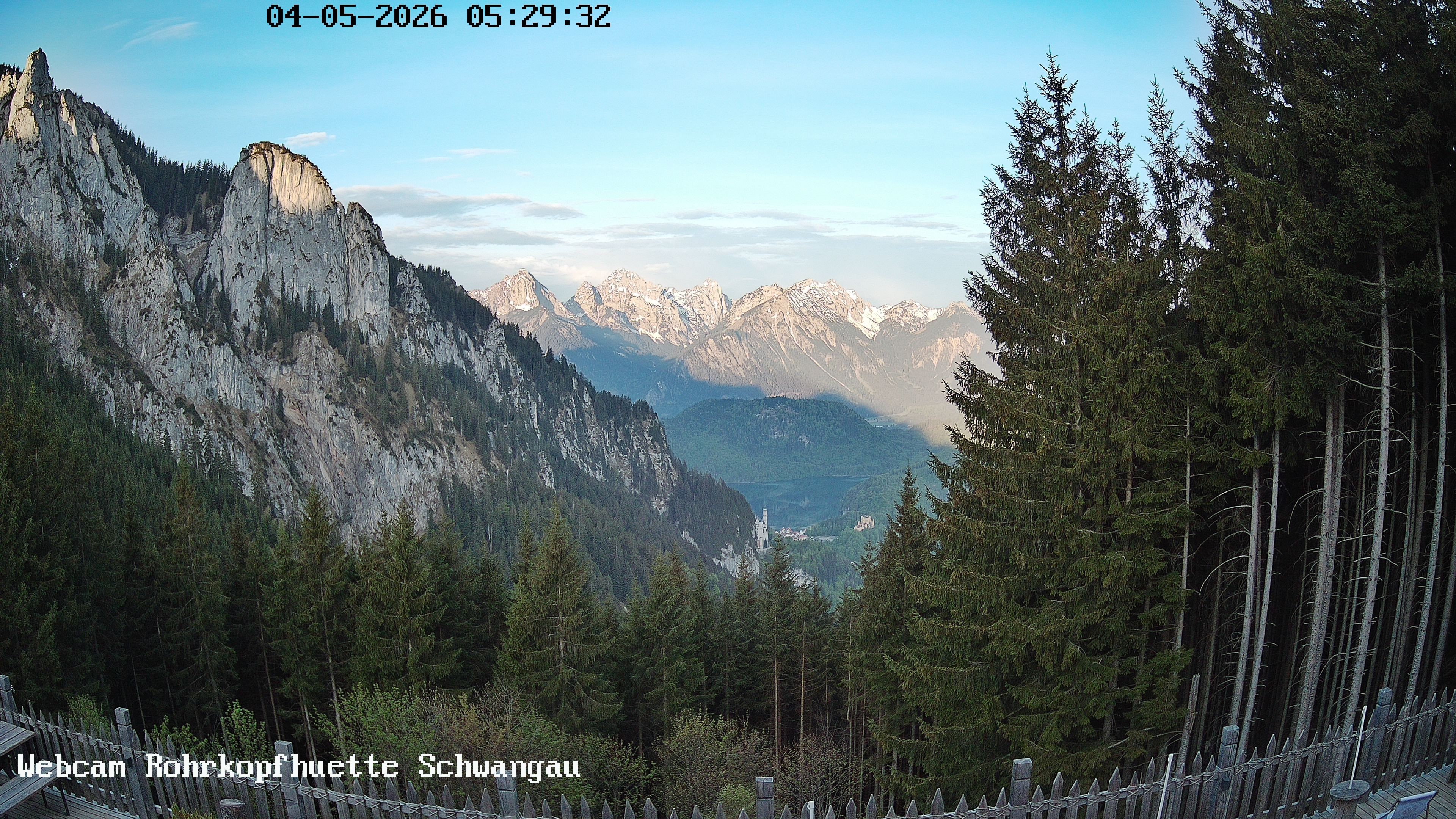 Archived image Webcam Panoramic sight of the Rohrkopfhütte