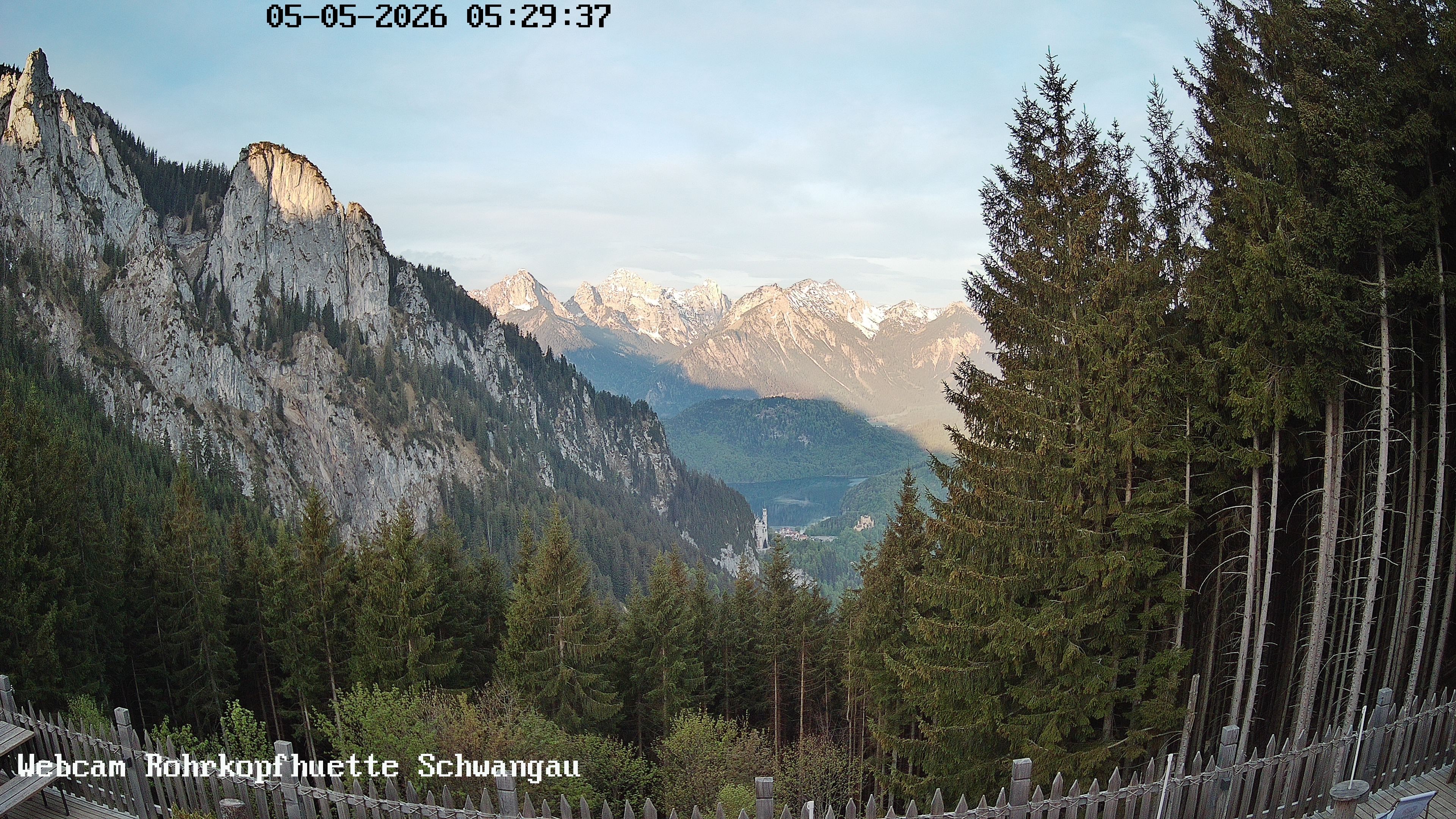 Archived image Webcam Panoramic sight of the Rohrkopfhütte