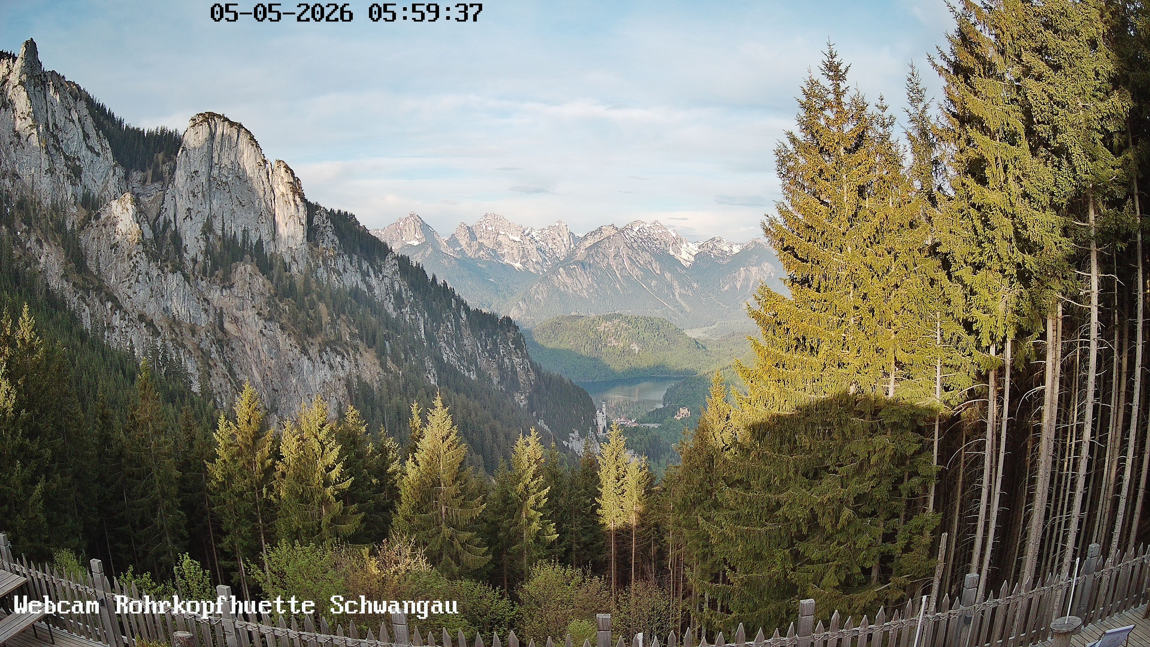 Archived image Webcam Panoramic sight of the Rohrkopfhütte