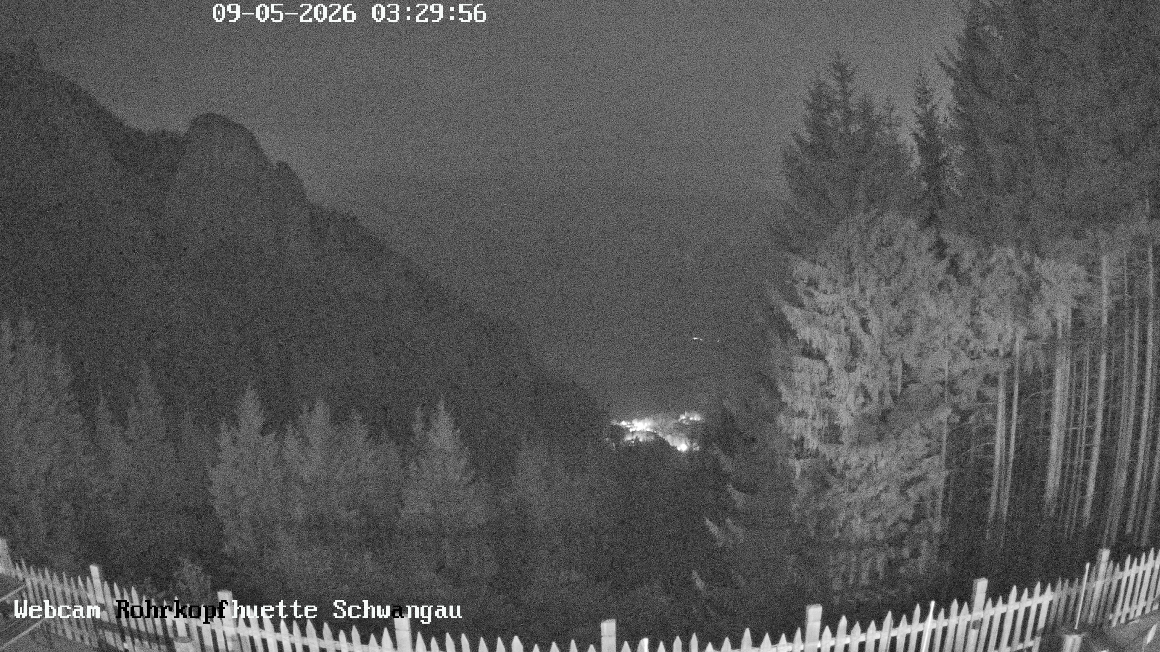 Archived image Webcam Panoramic sight of the Rohrkopfhütte