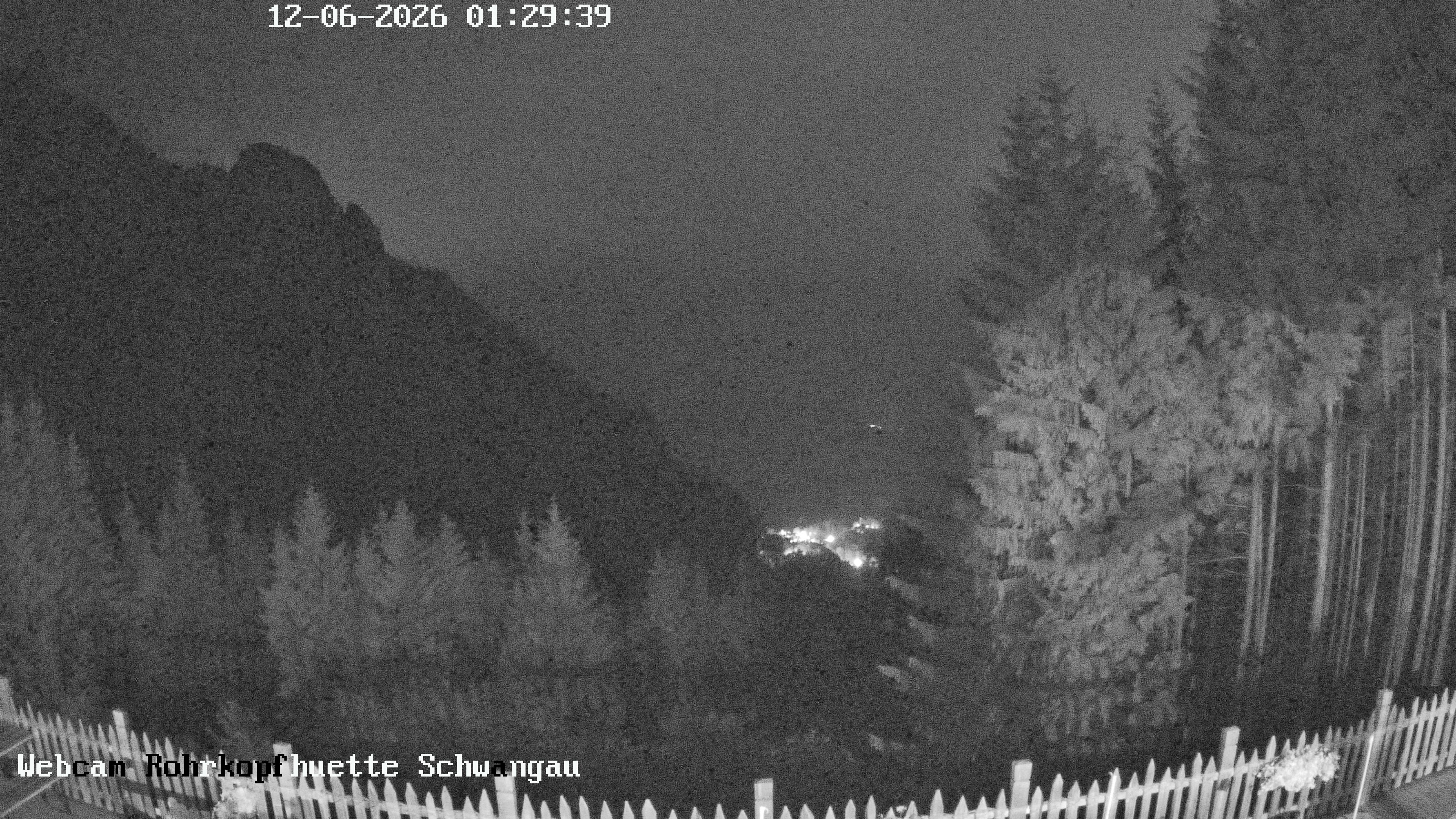 Archived image Webcam Panoramic sight of the Rohrkopfhütte