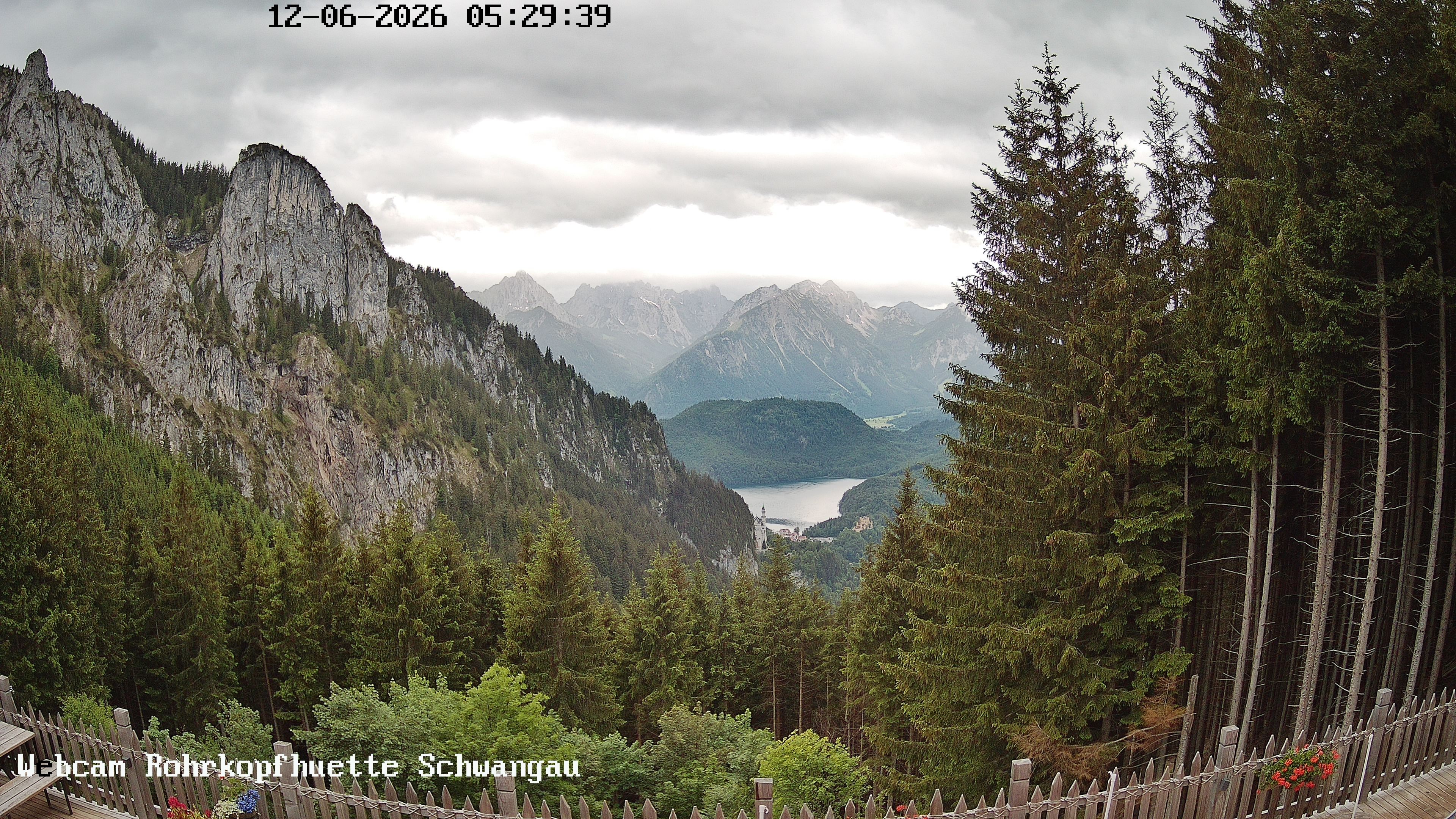 Archived image Webcam Panoramic sight of the Rohrkopfhütte