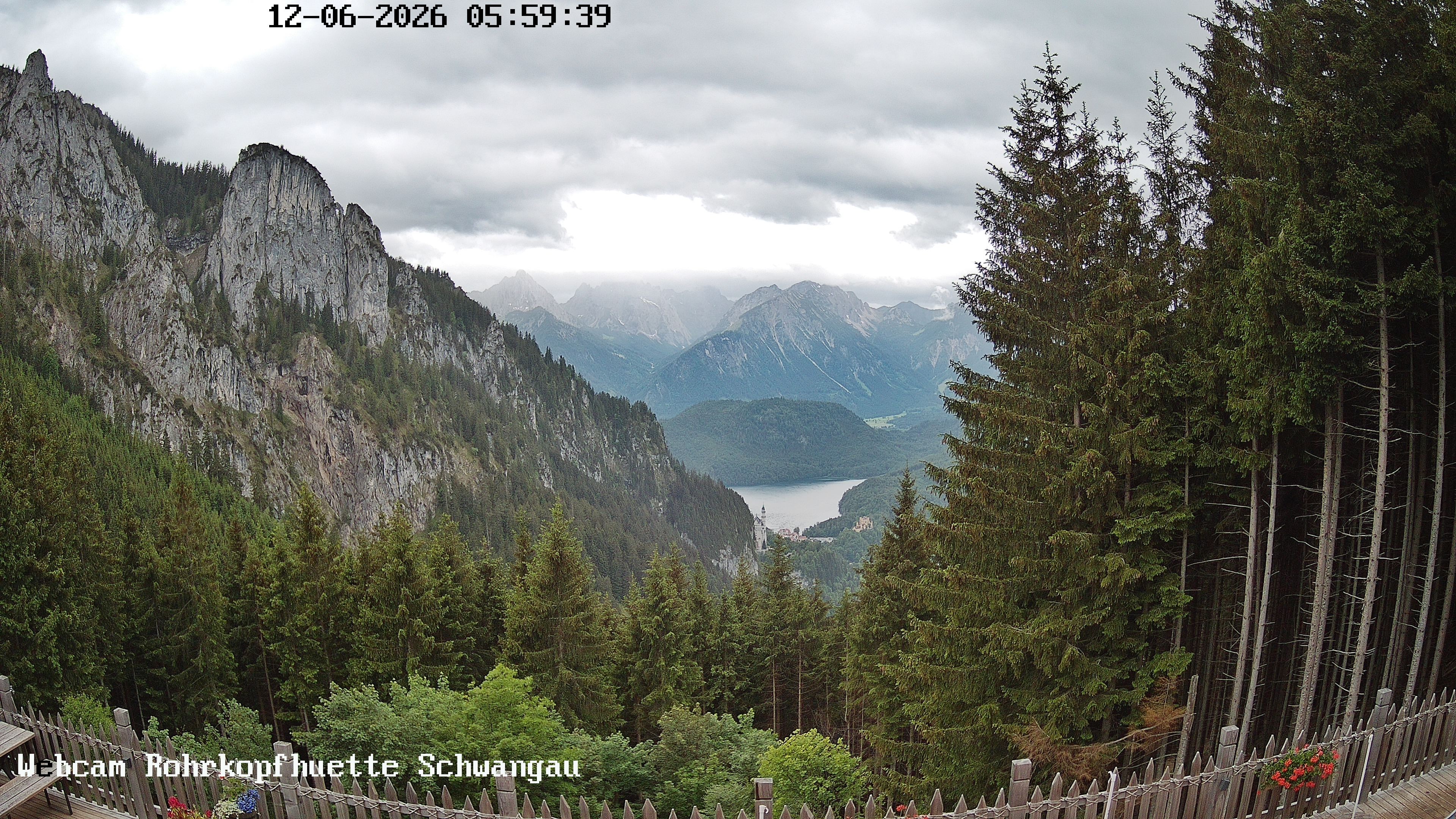 Archived image Webcam Panoramic sight of the Rohrkopfhütte