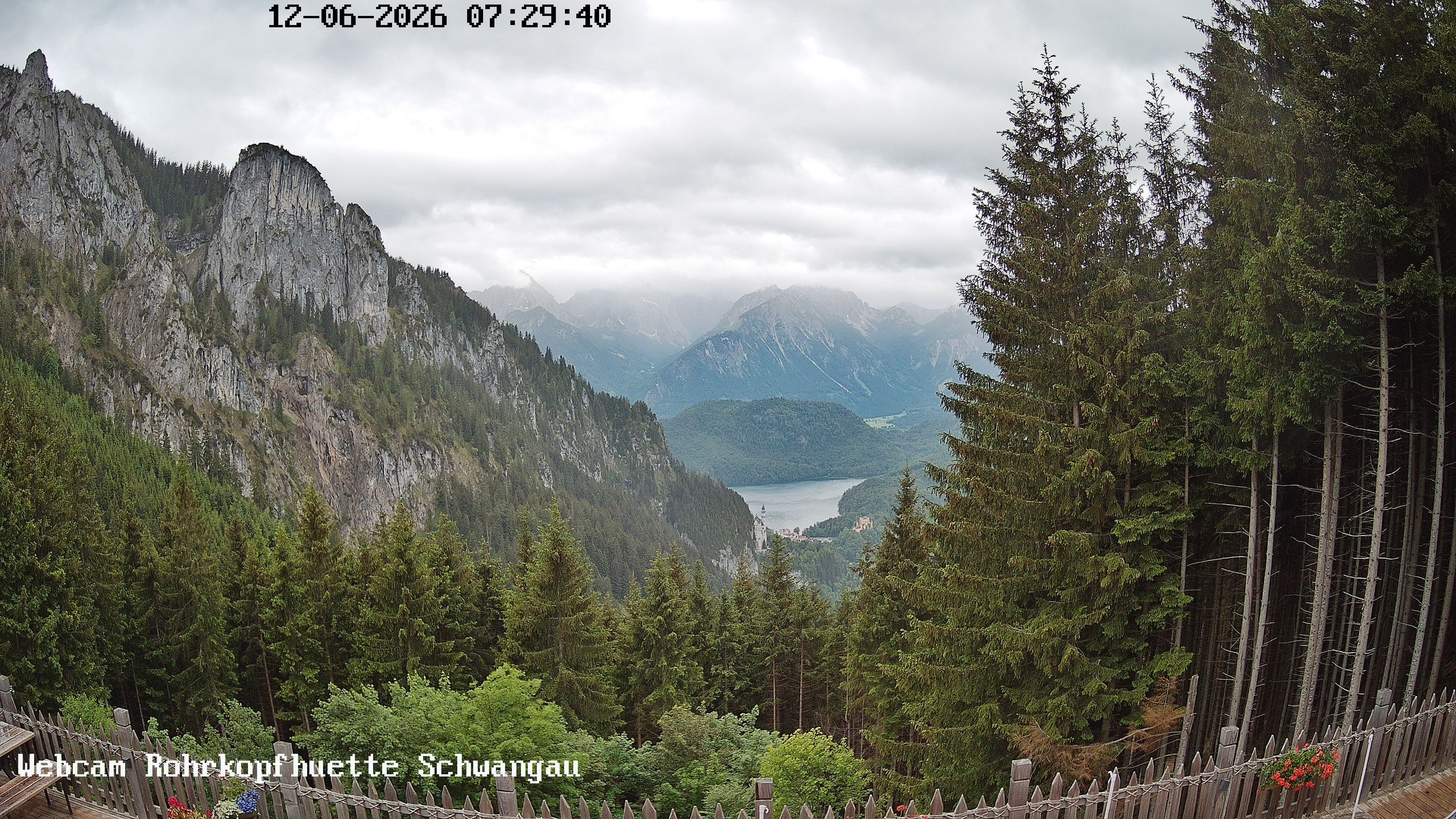 Archived image Webcam Panoramic sight of the Rohrkopfhütte