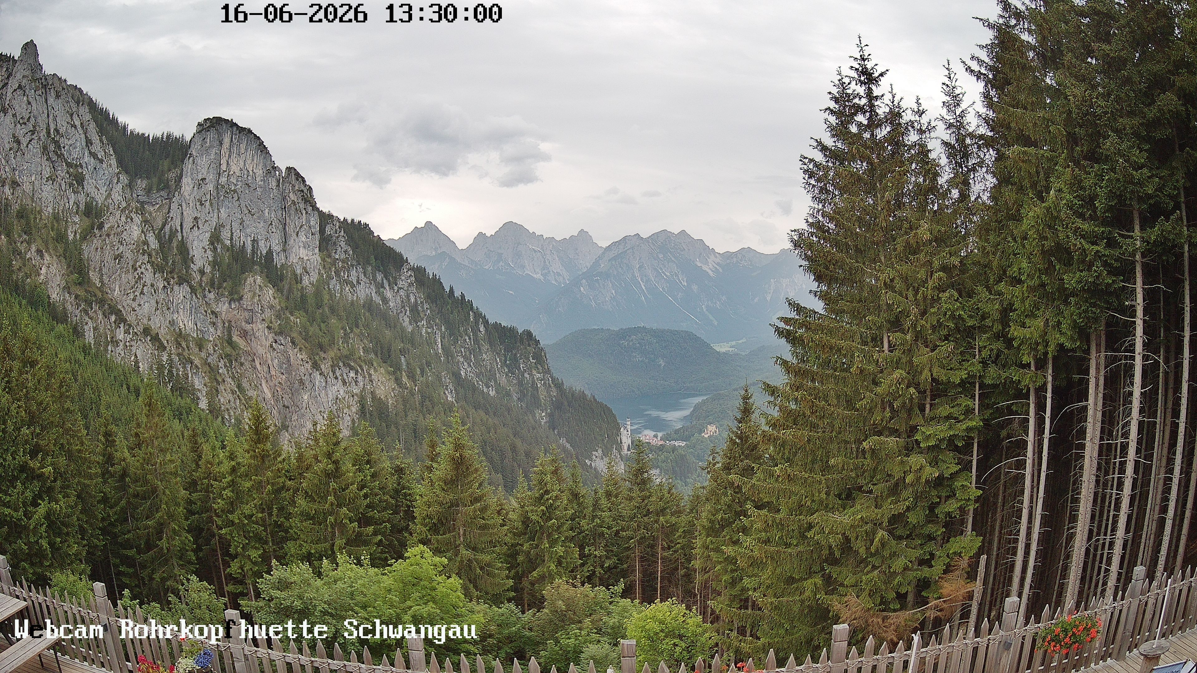 Archived image Webcam Panoramic sight of the Rohrkopfhütte