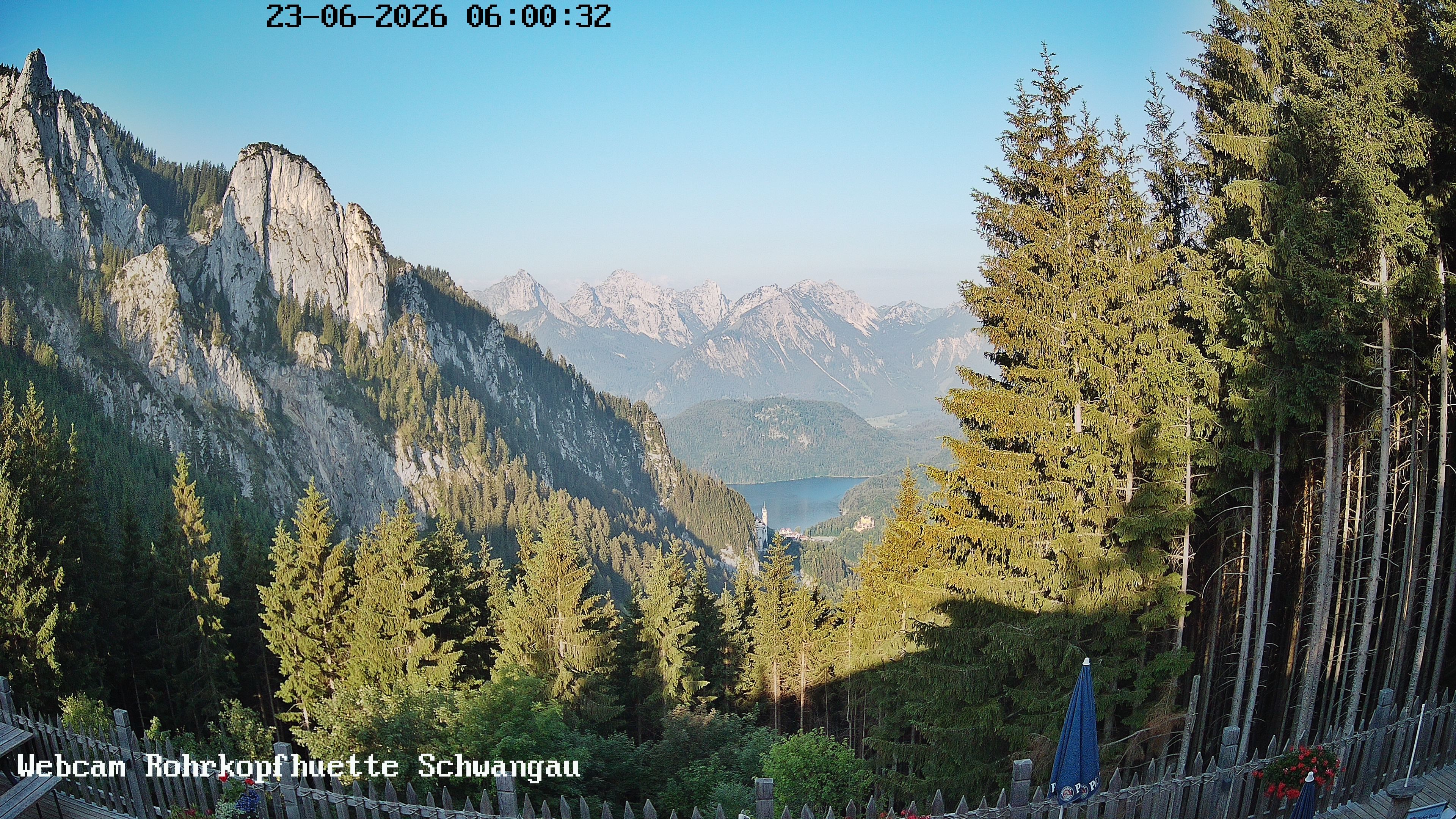 Archived image Webcam Panoramic sight of the Rohrkopfhütte