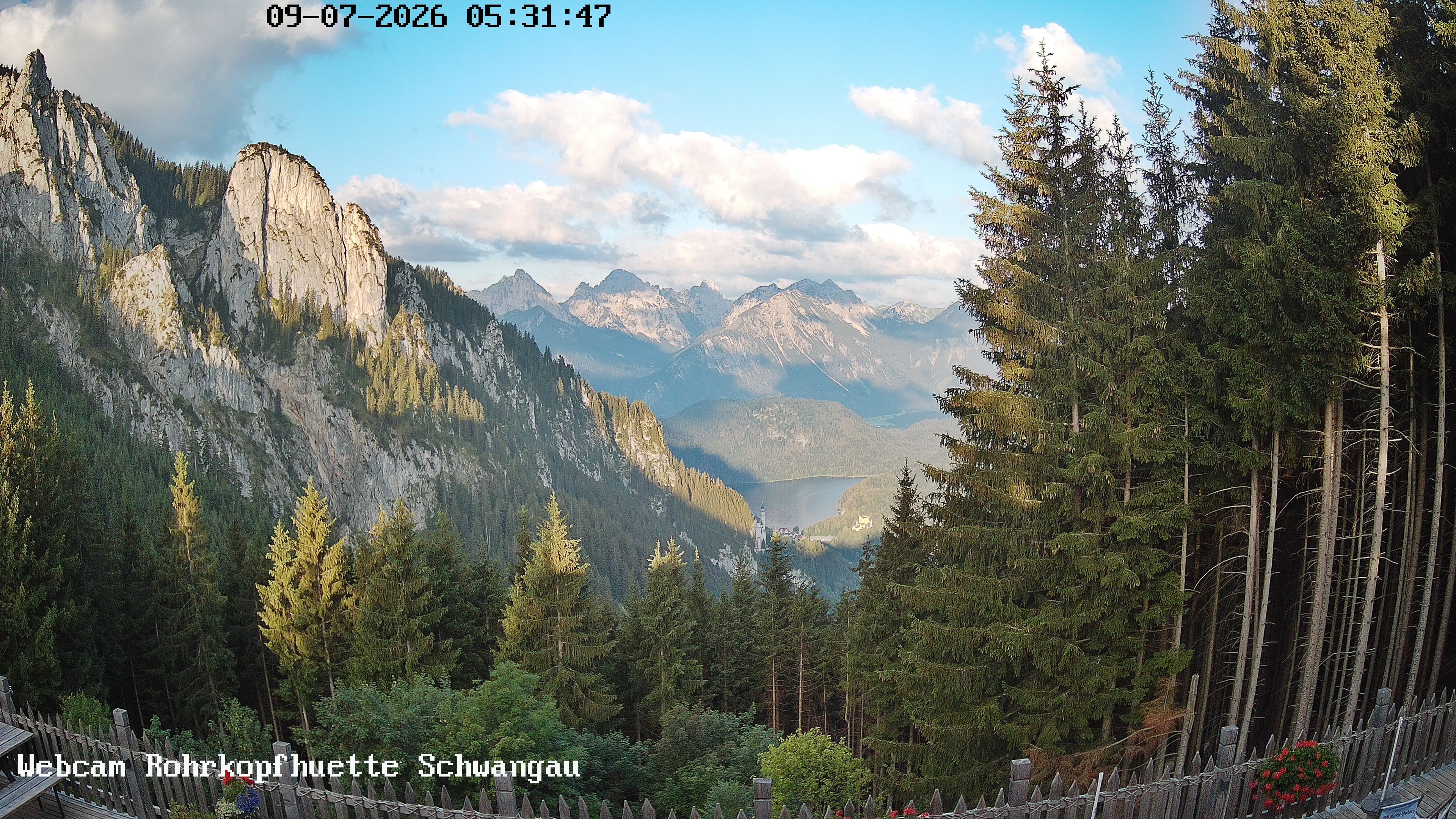Archived image Webcam Panoramic sight of the Rohrkopfhütte