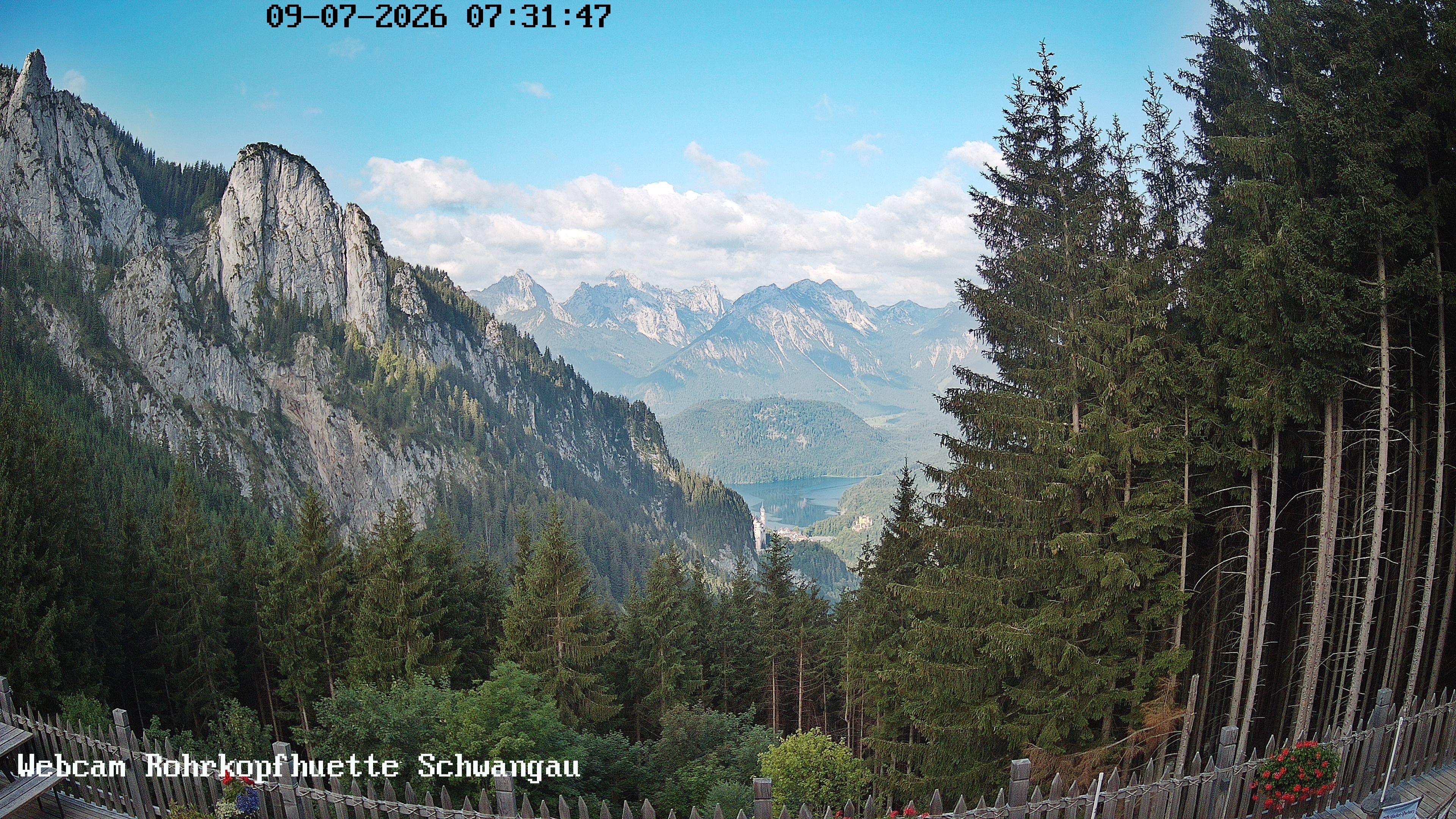 Archived image Webcam Panoramic sight of the Rohrkopfhütte