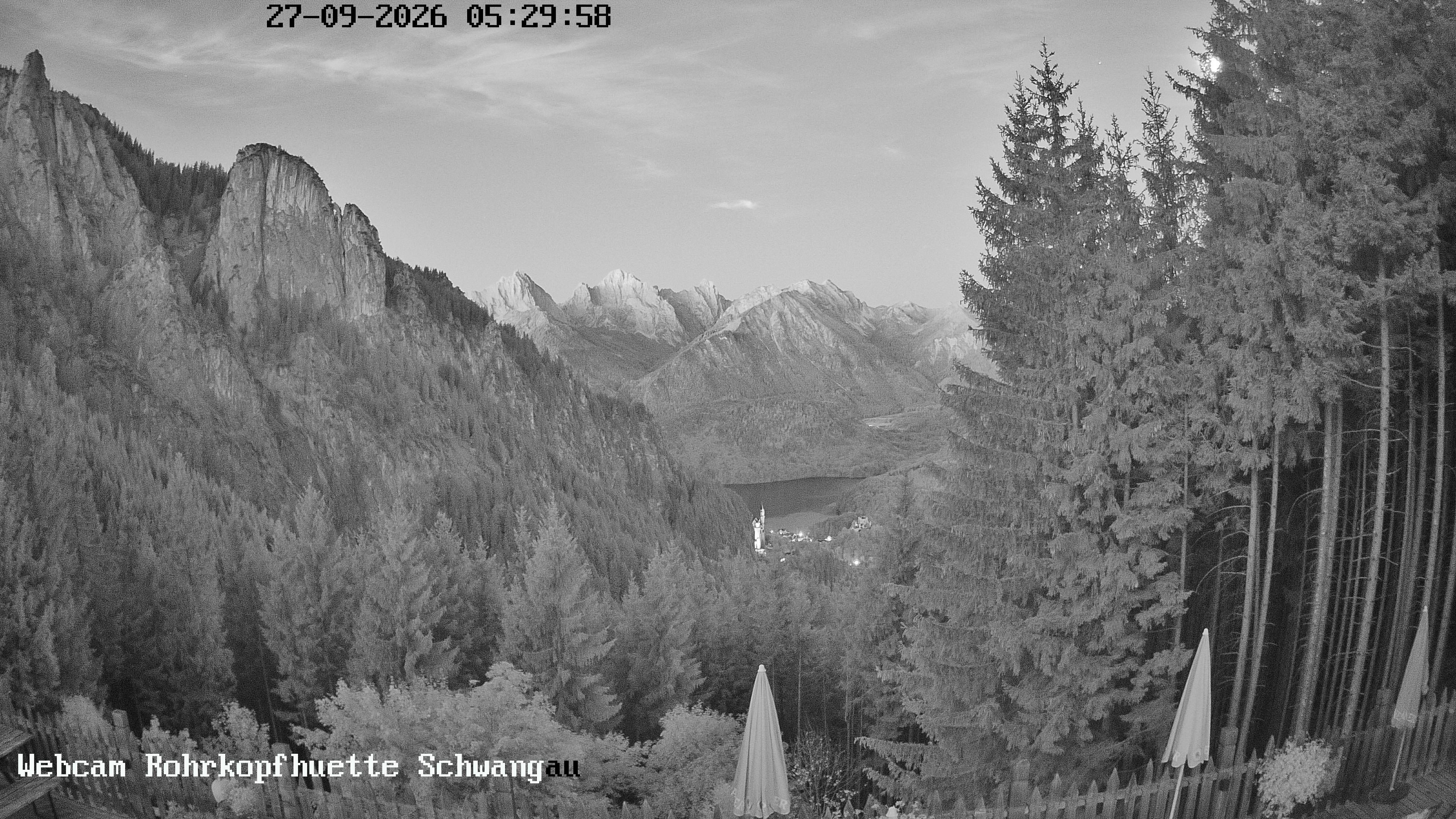 Archived image Webcam Panoramic sight of the Rohrkopfhütte