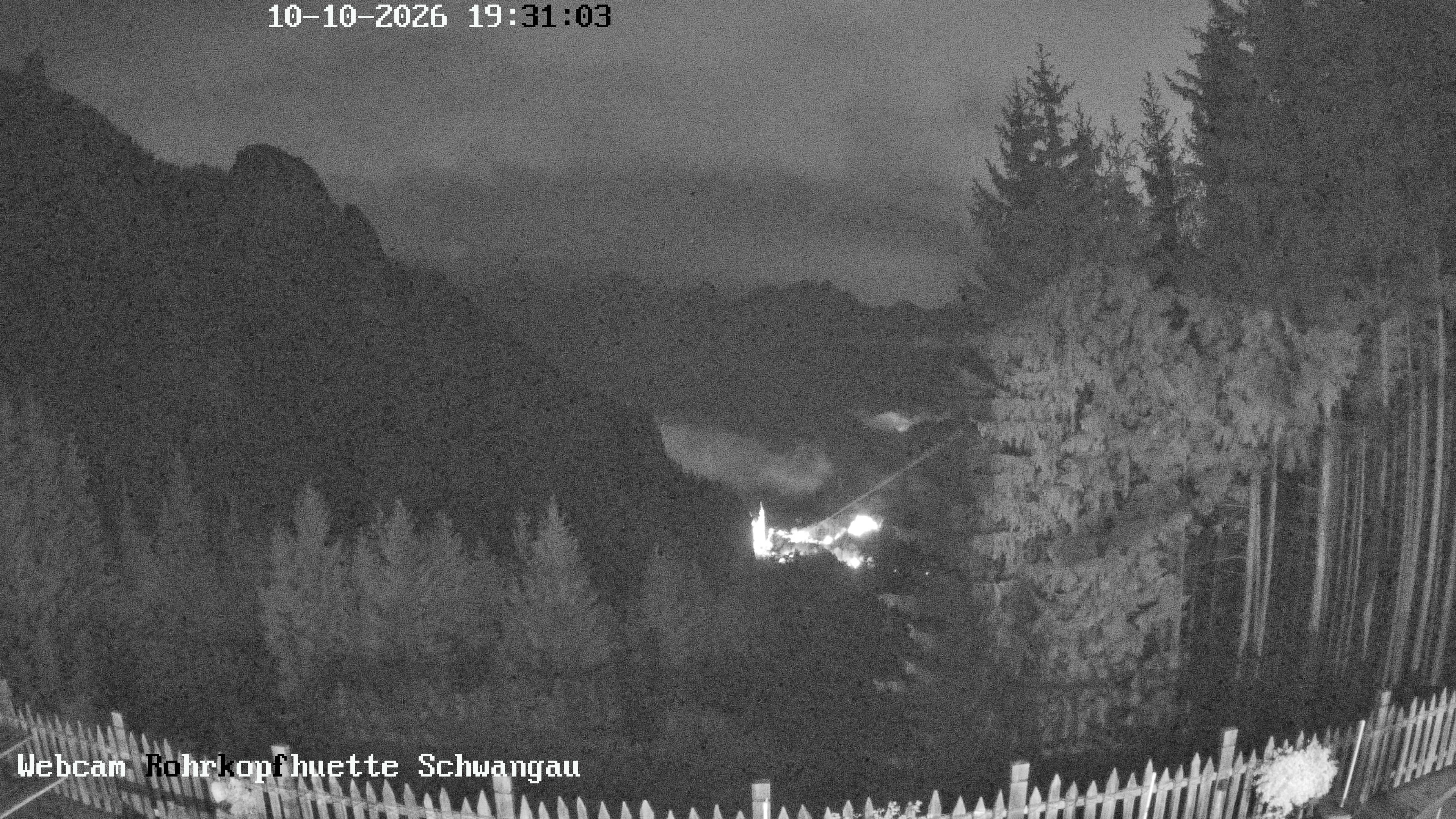 Archived image Webcam Panoramic sight of the Rohrkopfhütte