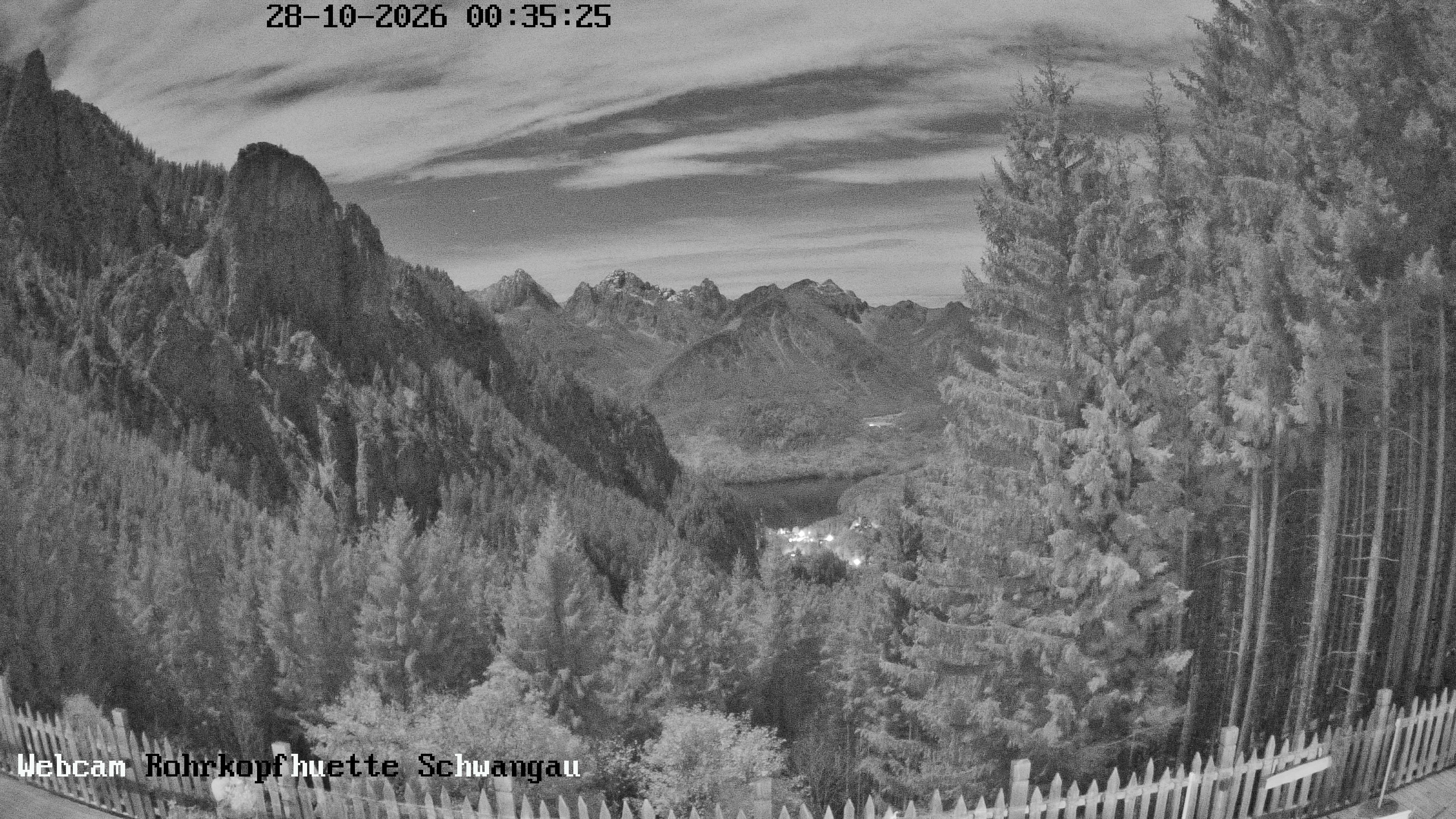 Archived image Webcam Panoramic sight of the Rohrkopfhütte
