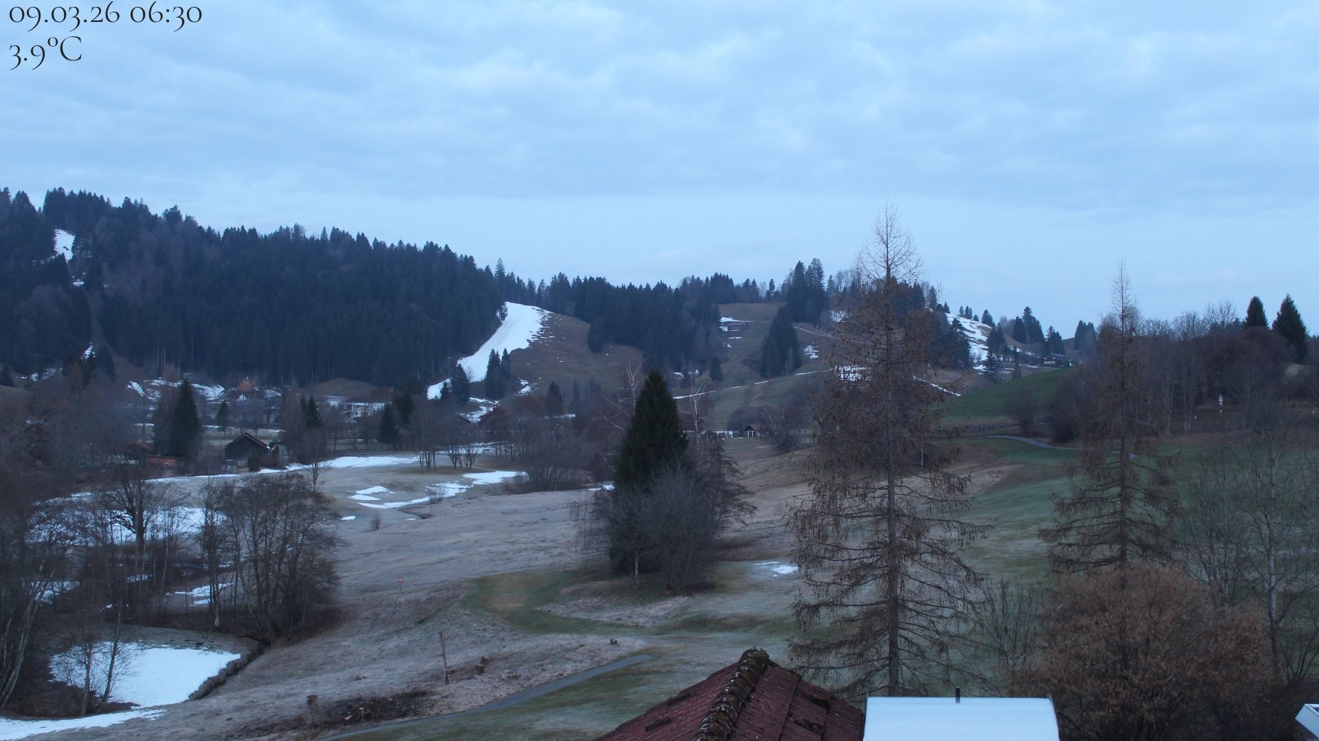 Archiv Foto Webcam Biohotel Schratt in Oberstaufen - Blick Golfplatz