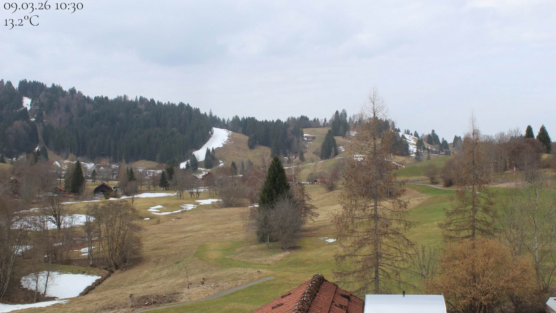 Archiv Foto Webcam Biohotel Schratt in Oberstaufen - Blick Golfplatz