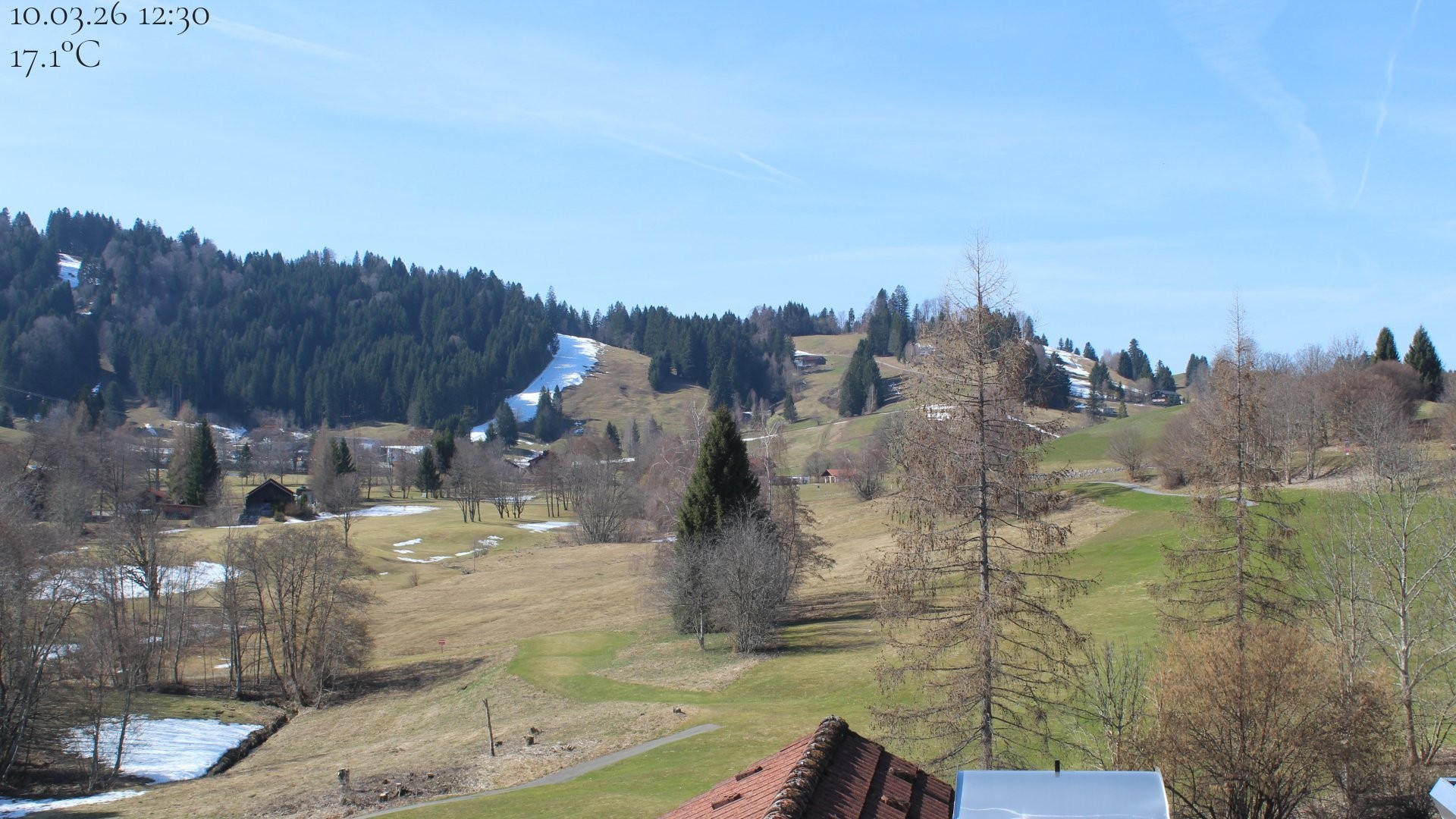 Archiv Foto Webcam Biohotel Schratt in Oberstaufen - Blick Golfplatz