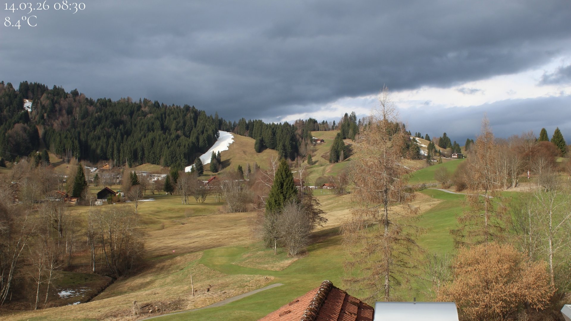 Archiv Foto Webcam Biohotel Schratt in Oberstaufen - Blick Golfplatz