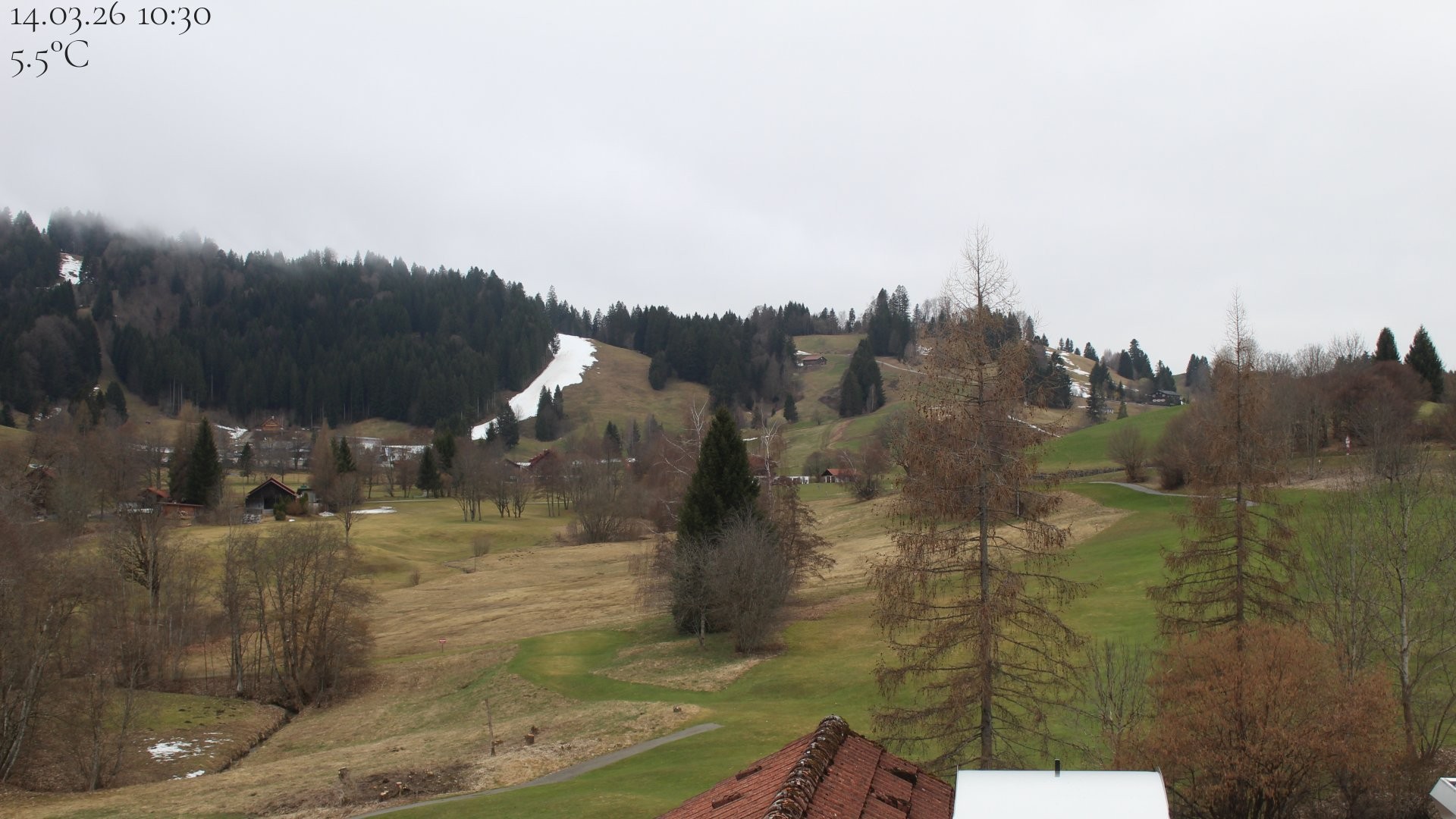 Archiv Foto Webcam Biohotel Schratt in Oberstaufen - Blick Golfplatz
