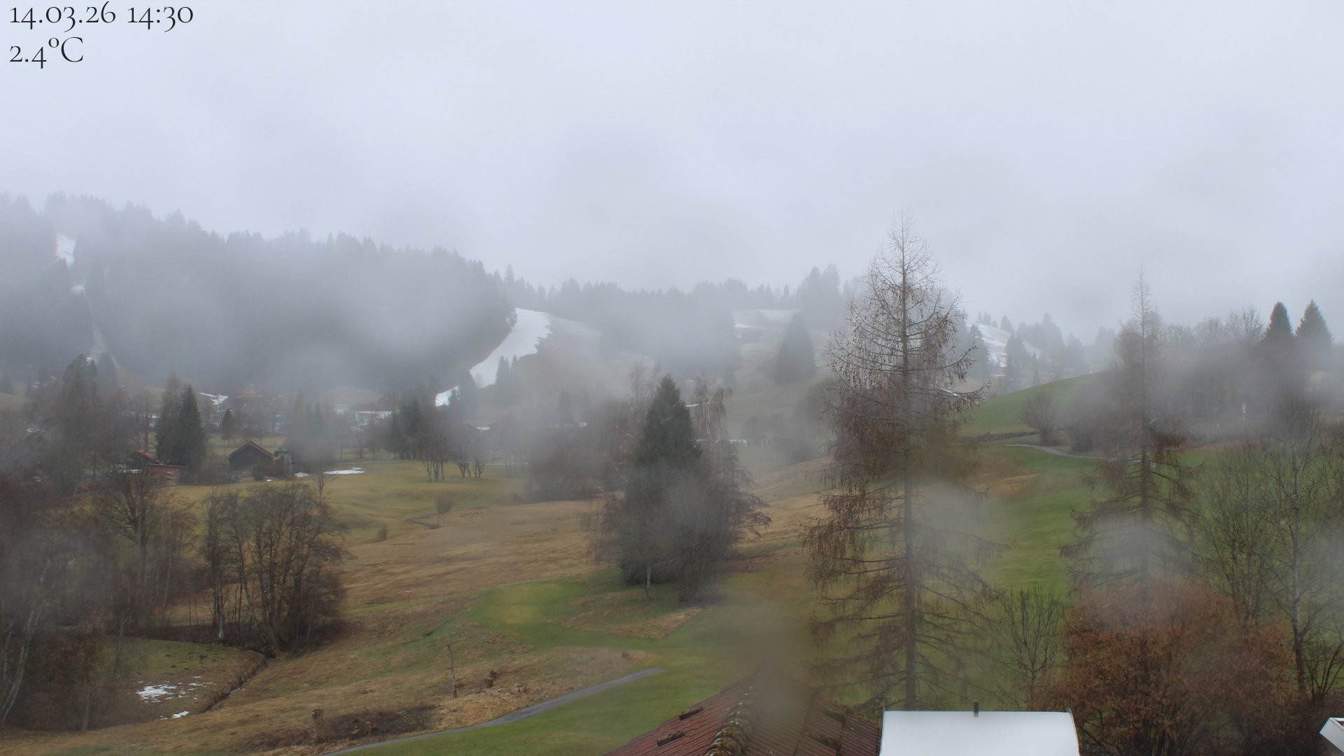 Archiv Foto Webcam Biohotel Schratt in Oberstaufen - Blick Golfplatz