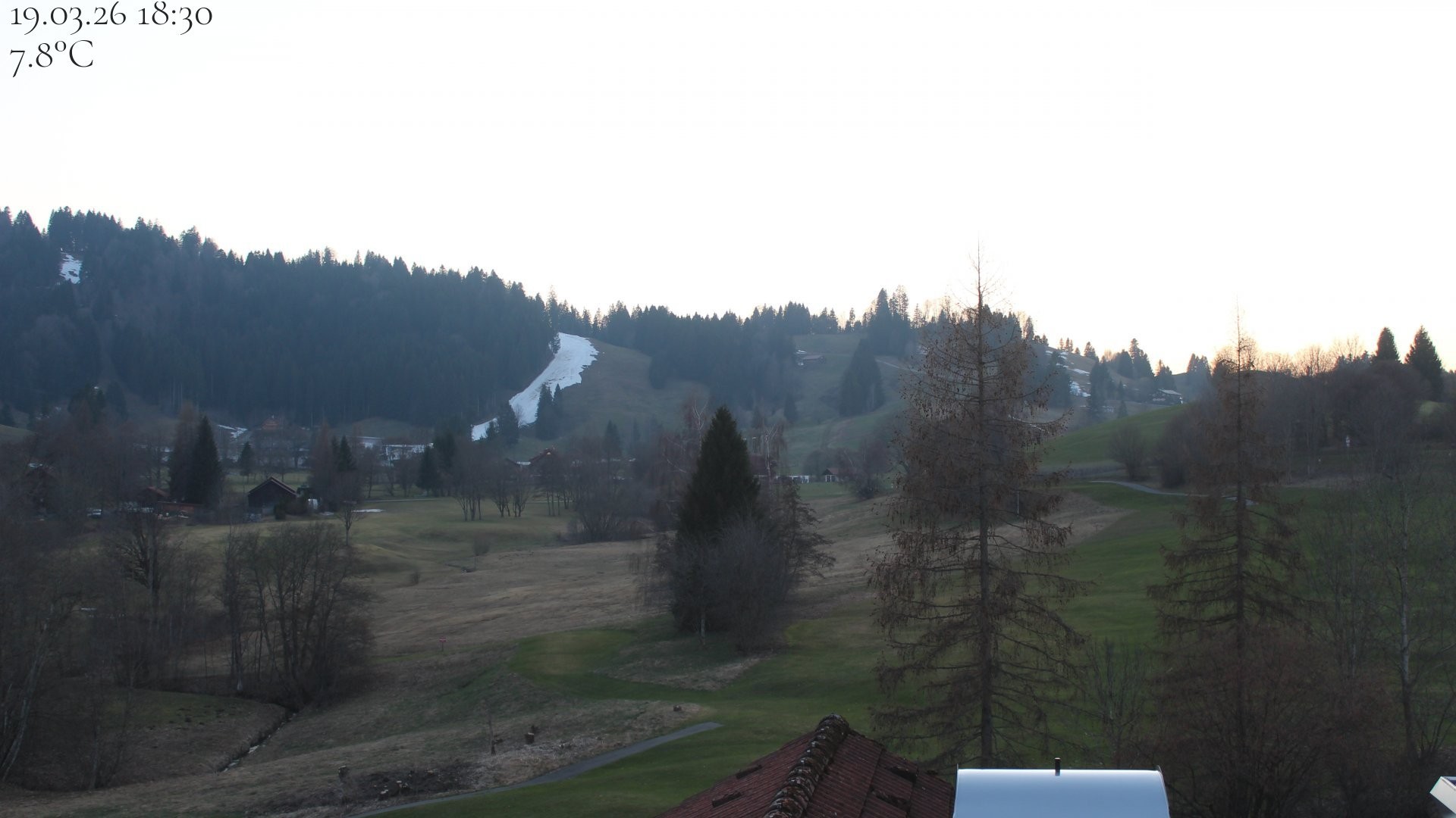 Archiv Foto Webcam Biohotel Schratt in Oberstaufen - Blick Golfplatz