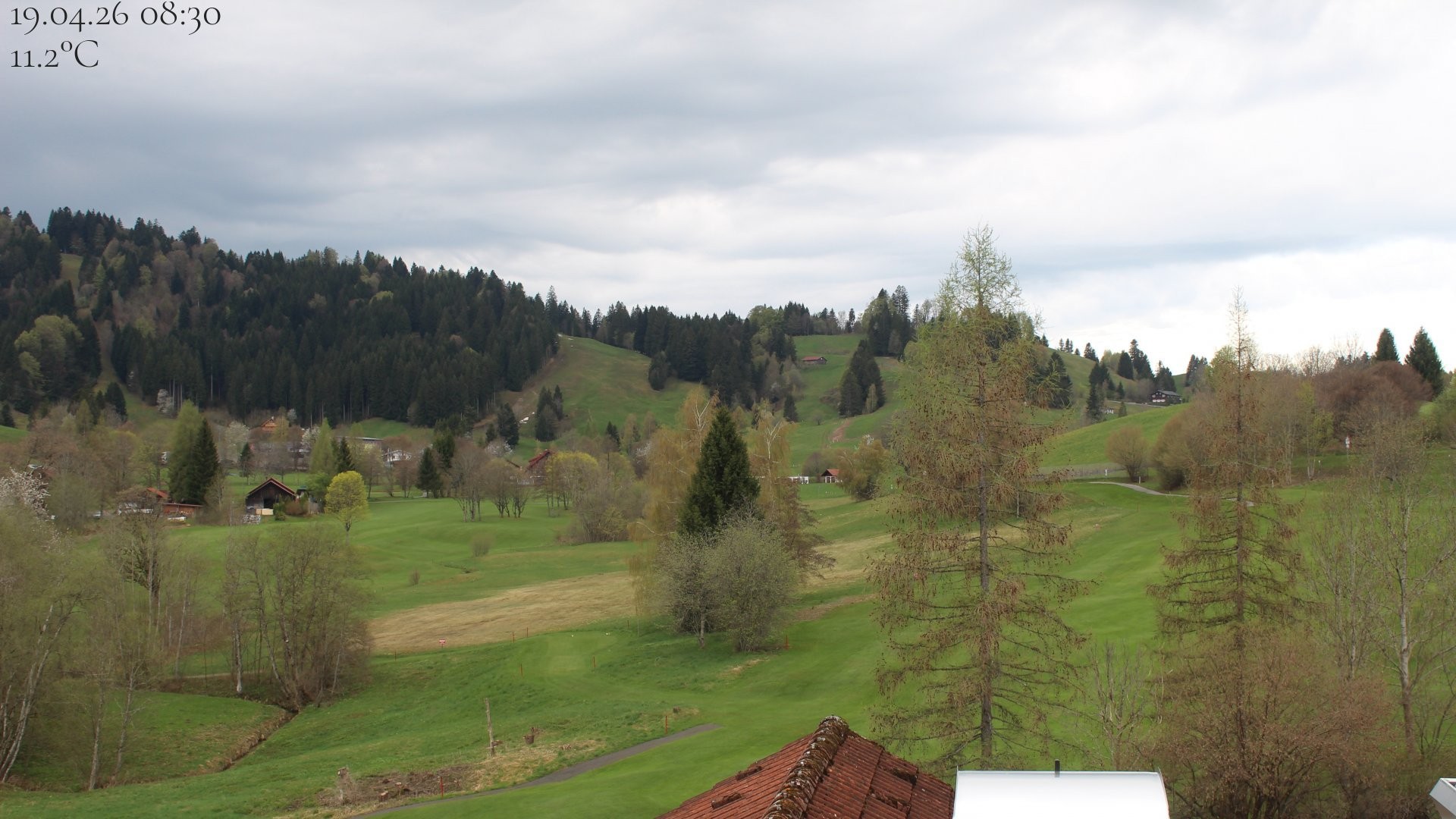 Archived image Webcam Hotel Schratt in Oberstaufen - View Golf Course