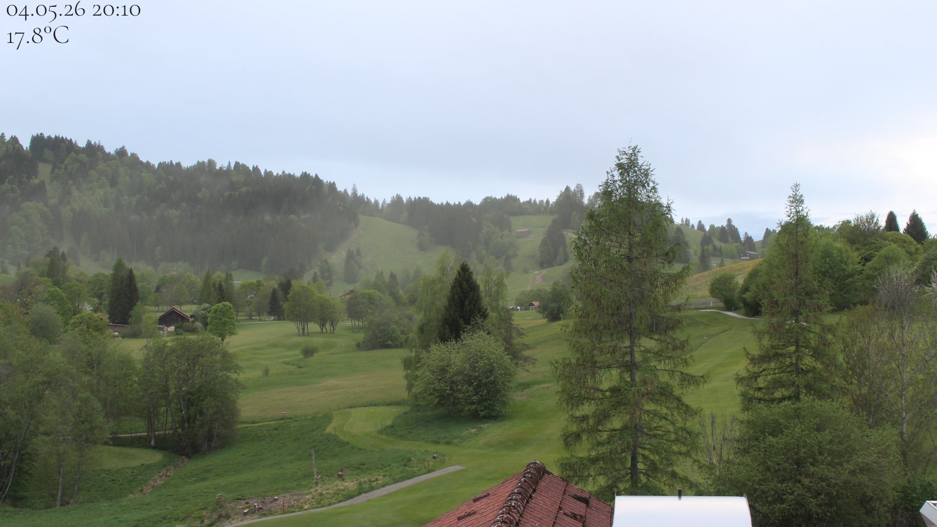 Archiv Foto Webcam Biohotel Schratt in Oberstaufen - Blick Golfplatz