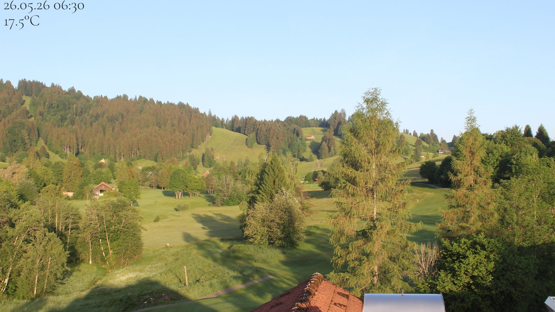 Archived image Webcam Hotel Schratt in Oberstaufen - View Golf Course