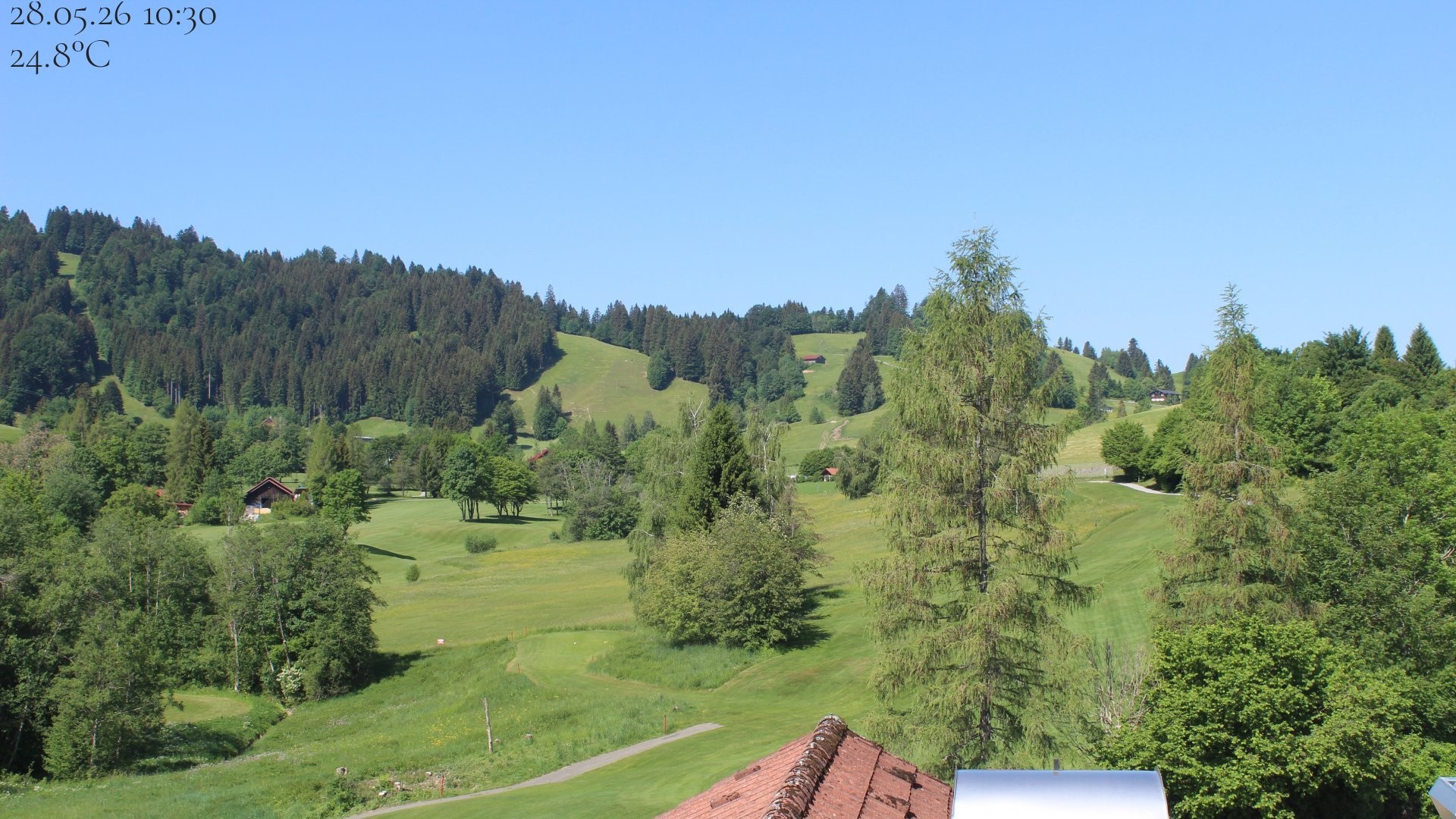 Archived image Webcam Hotel Schratt in Oberstaufen - View Golf Course