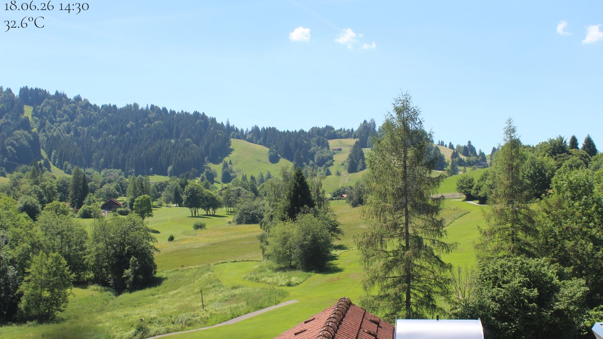 Archived image Webcam Hotel Schratt in Oberstaufen - View Golf Course
