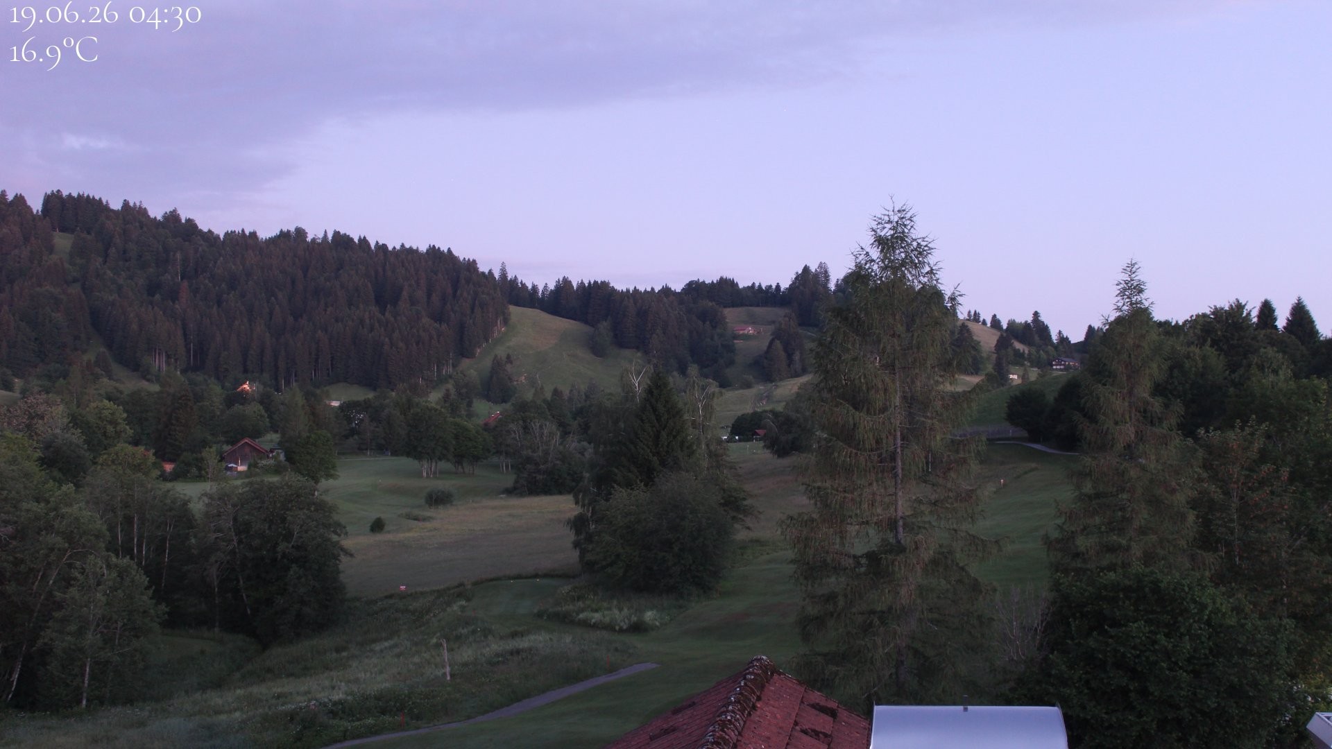 Archiv Foto Webcam Biohotel Schratt in Oberstaufen - Blick Golfplatz