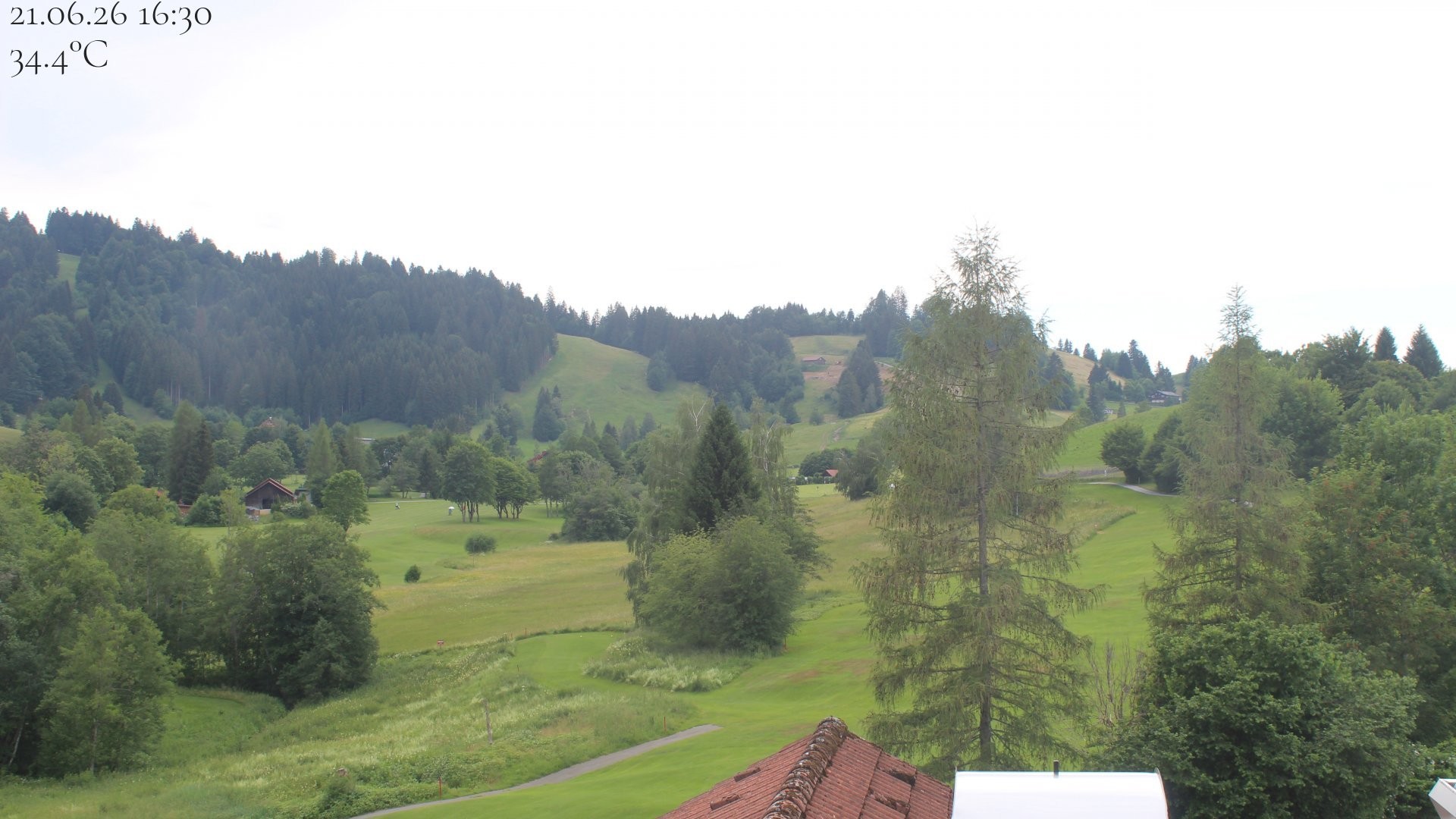Archived image Webcam Hotel Schratt in Oberstaufen - View Golf Course
