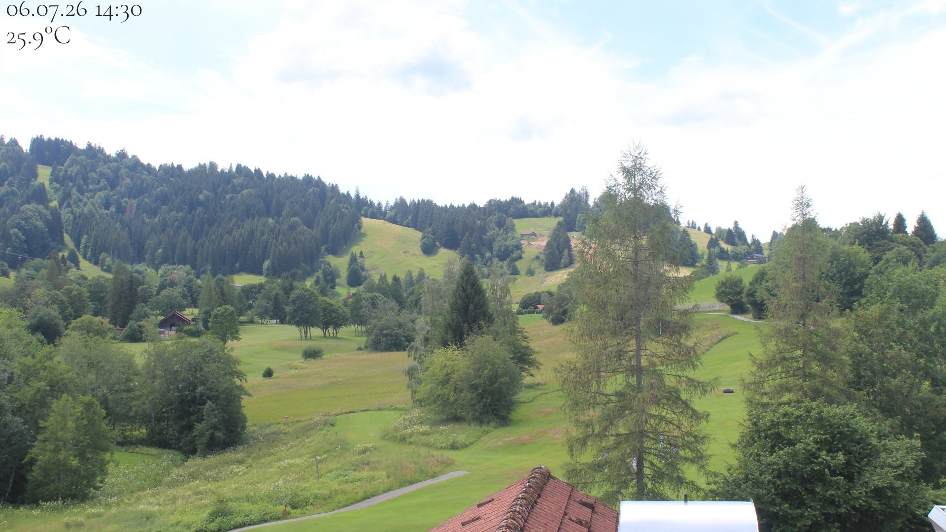 Archiv Foto Webcam Biohotel Schratt in Oberstaufen - Blick Golfplatz