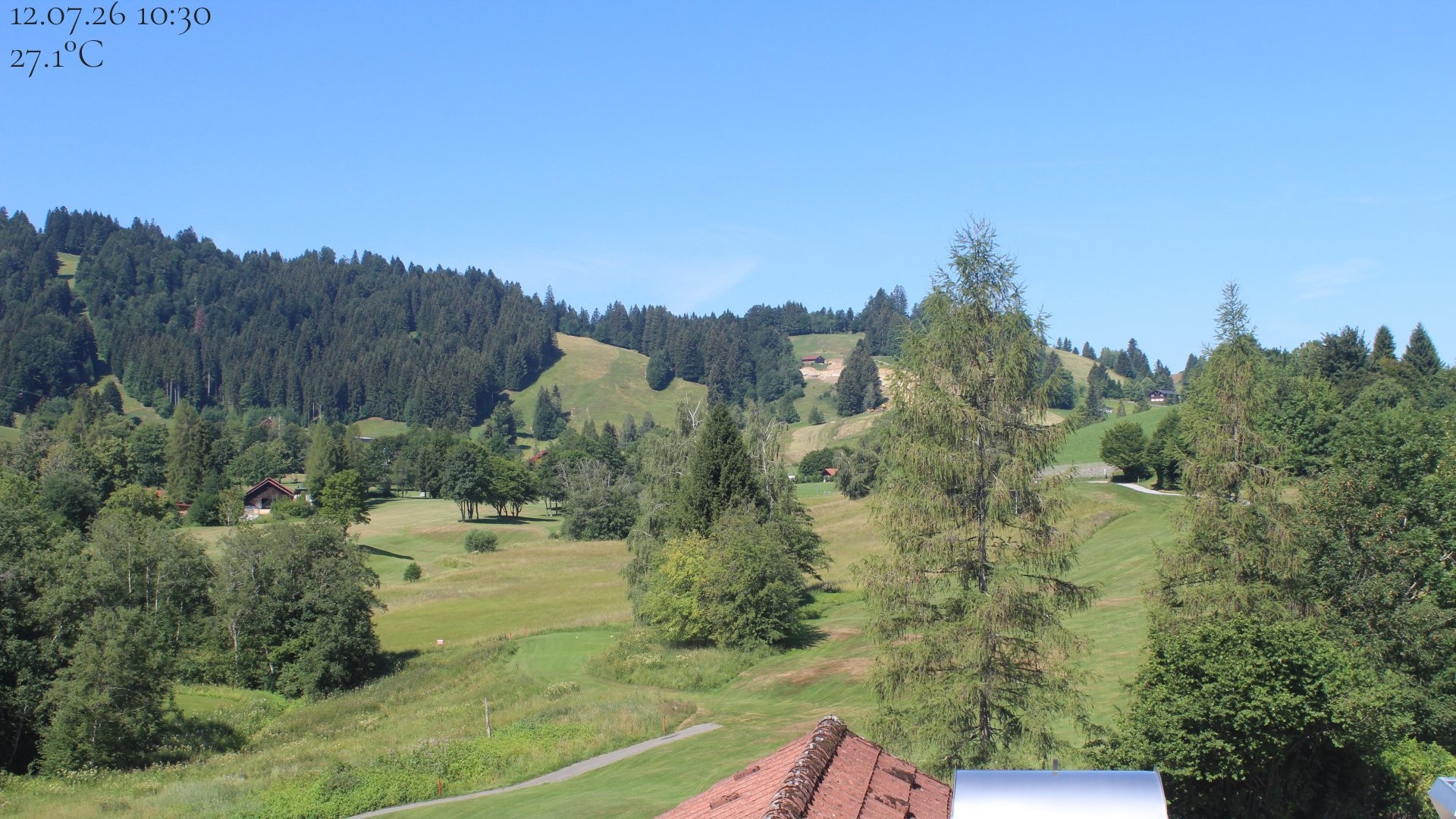 Archived image Webcam Hotel Schratt in Oberstaufen - View Golf Course