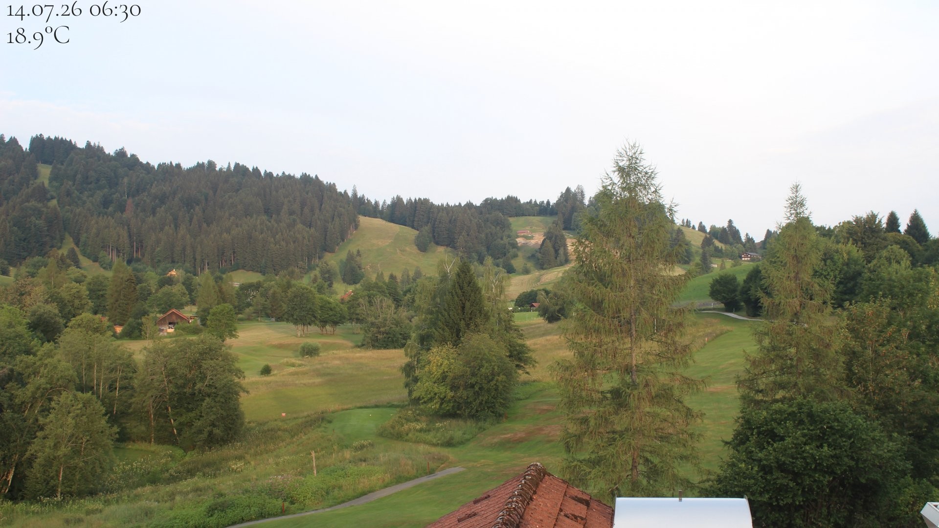 Archiv Foto Webcam Biohotel Schratt in Oberstaufen - Blick Golfplatz