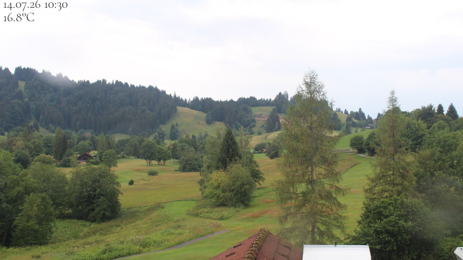 Archiv Foto Webcam Biohotel Schratt in Oberstaufen - Blick Golfplatz