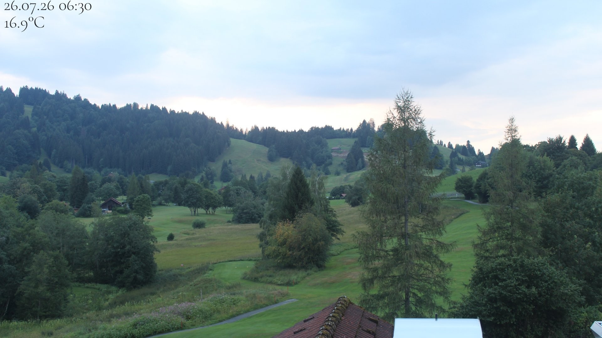 Archiv Foto Webcam Biohotel Schratt in Oberstaufen - Blick Golfplatz