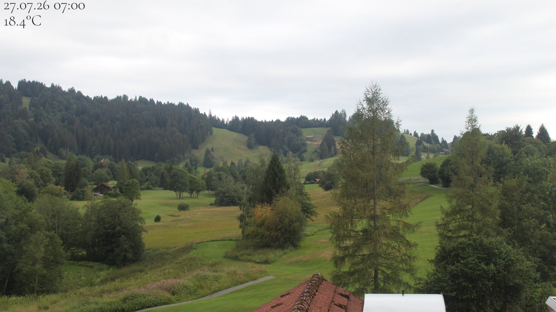 Archived image Webcam Hotel Schratt in Oberstaufen - View Golf Course