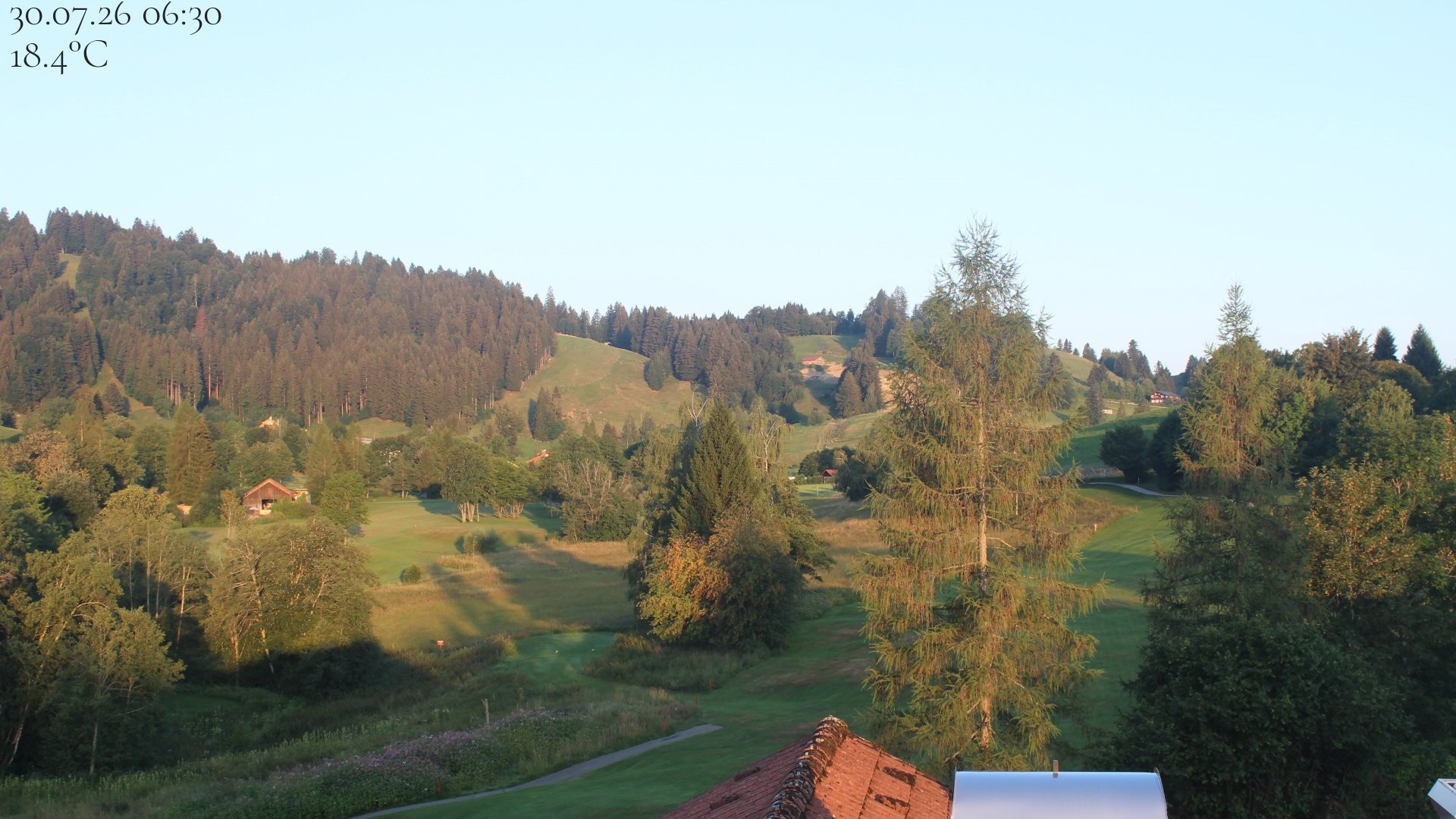 Archiv Foto Webcam Biohotel Schratt in Oberstaufen - Blick Golfplatz