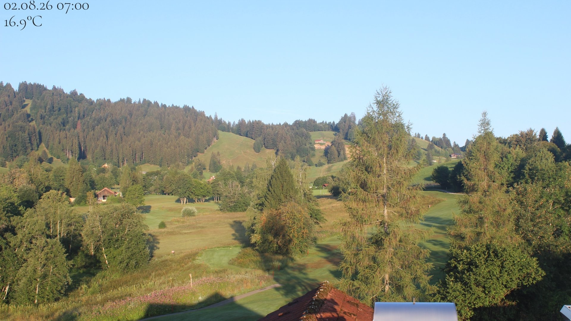 Archived image Webcam Hotel Schratt in Oberstaufen - View Golf Course