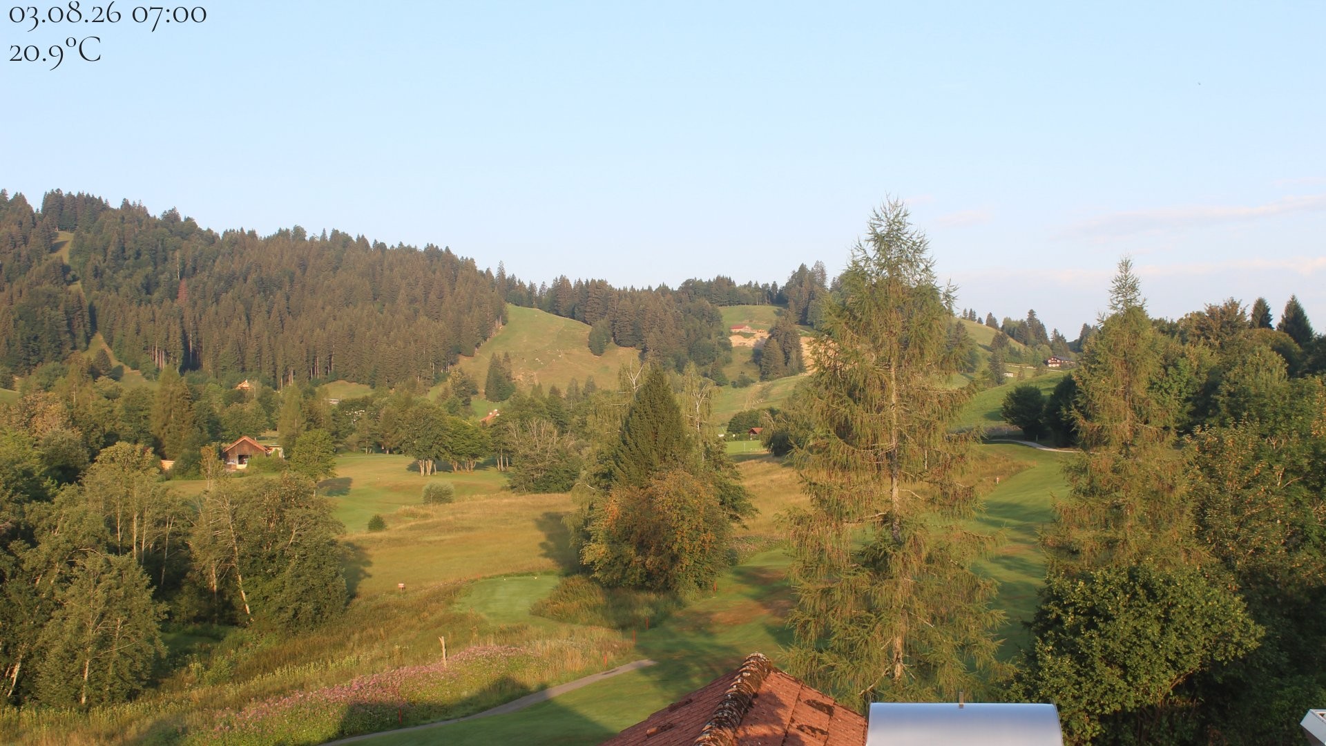 Archived image Webcam Hotel Schratt in Oberstaufen - View Golf Course