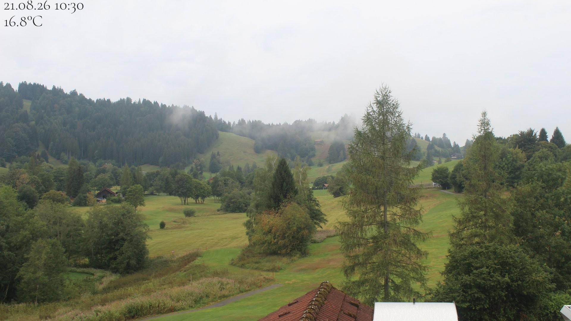 Archived image Webcam Hotel Schratt in Oberstaufen - View Golf Course