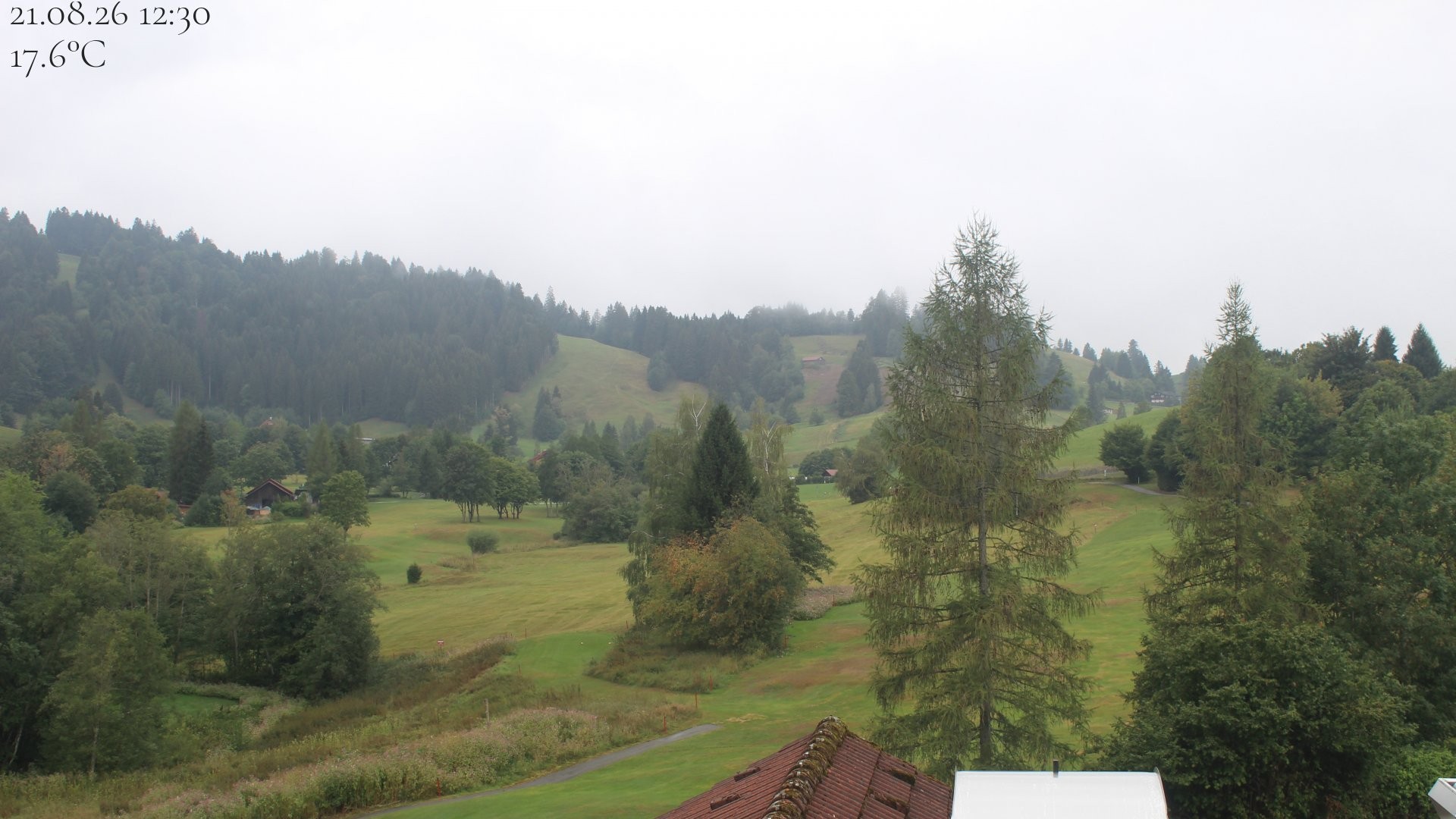 Archived image Webcam Hotel Schratt in Oberstaufen - View Golf Course