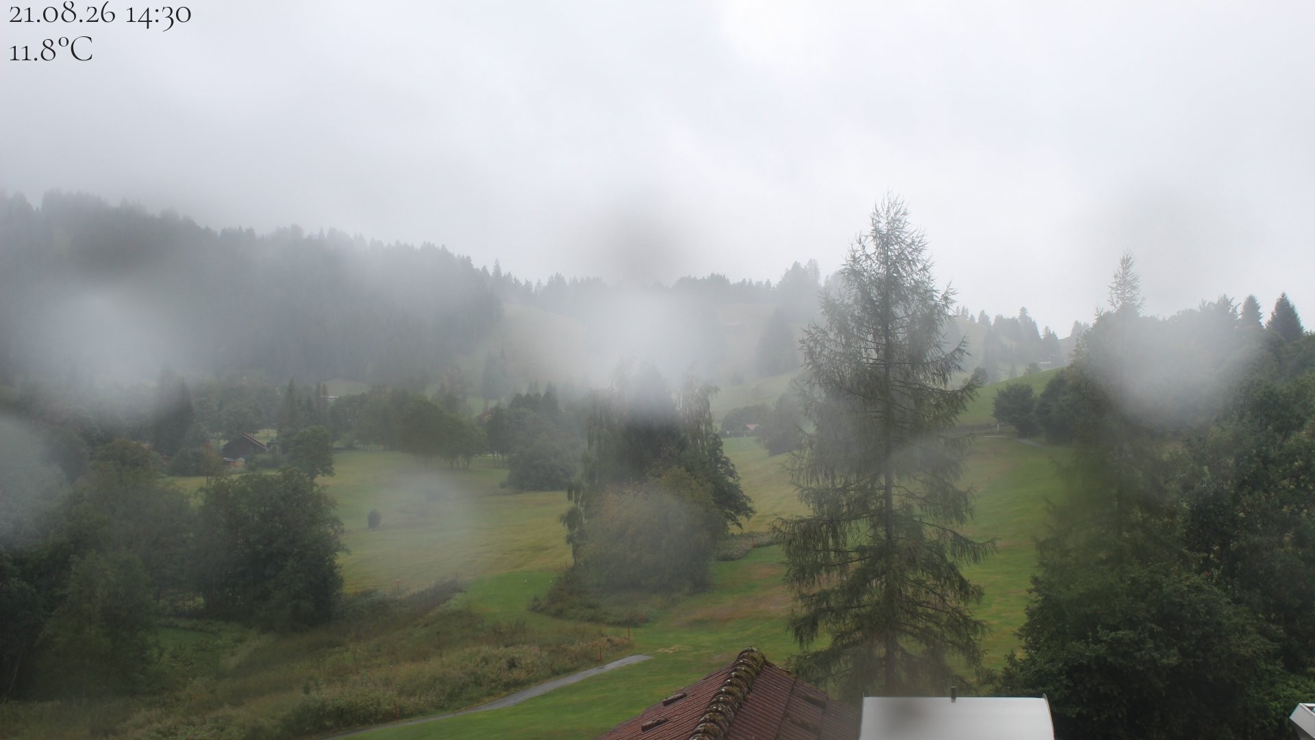 Archived image Webcam Hotel Schratt in Oberstaufen - View Golf Course