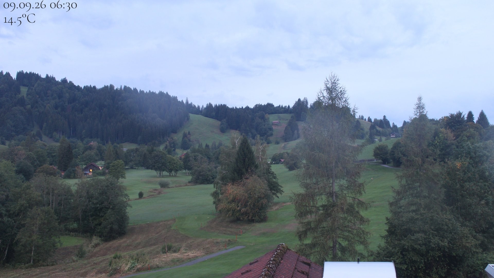 Archiv Foto Webcam Biohotel Schratt in Oberstaufen - Blick Golfplatz