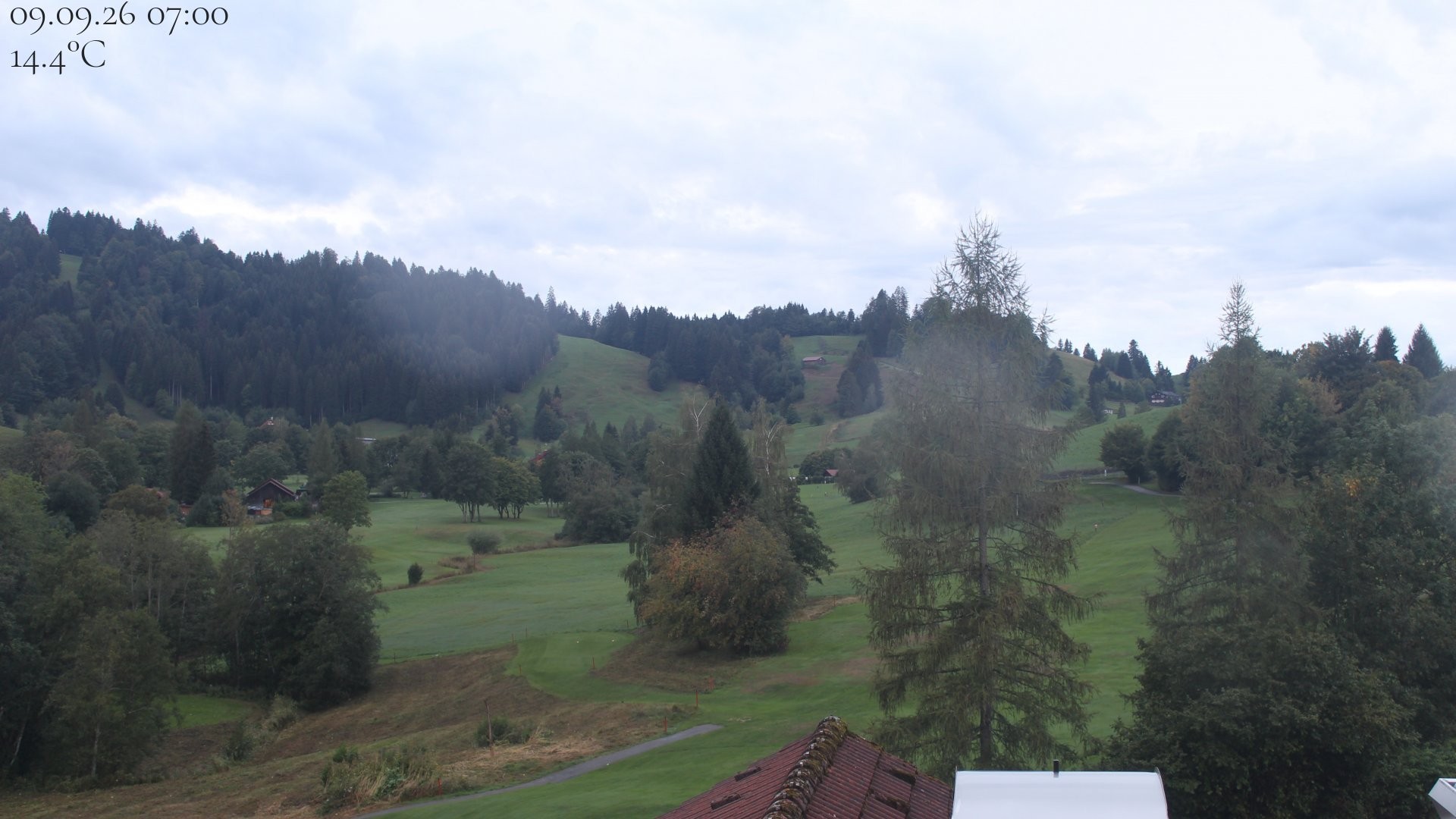 Archiv Foto Webcam Biohotel Schratt in Oberstaufen - Blick Golfplatz